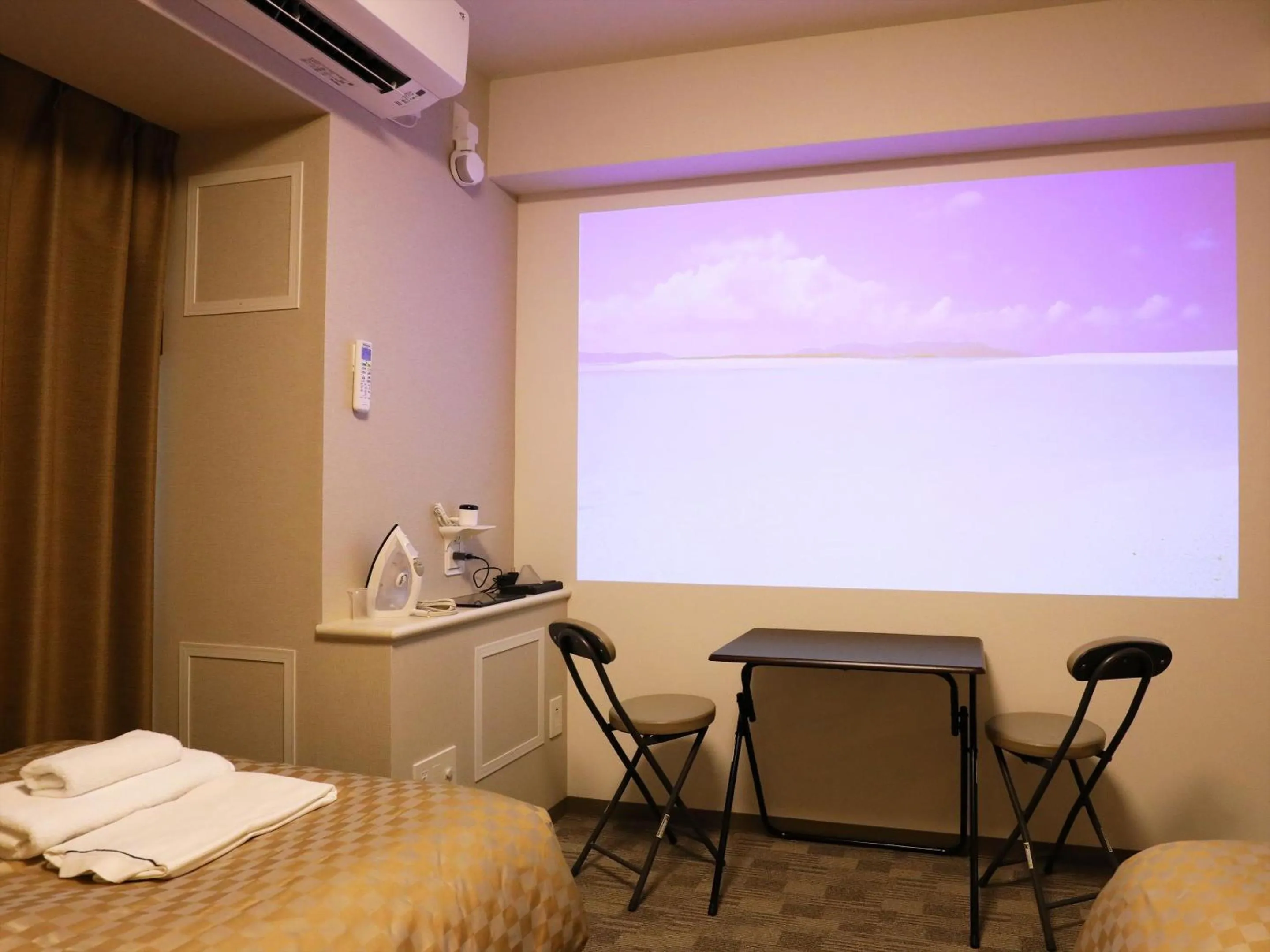 Photo of the whole room, Bed in MERBABU STAY OSAKA