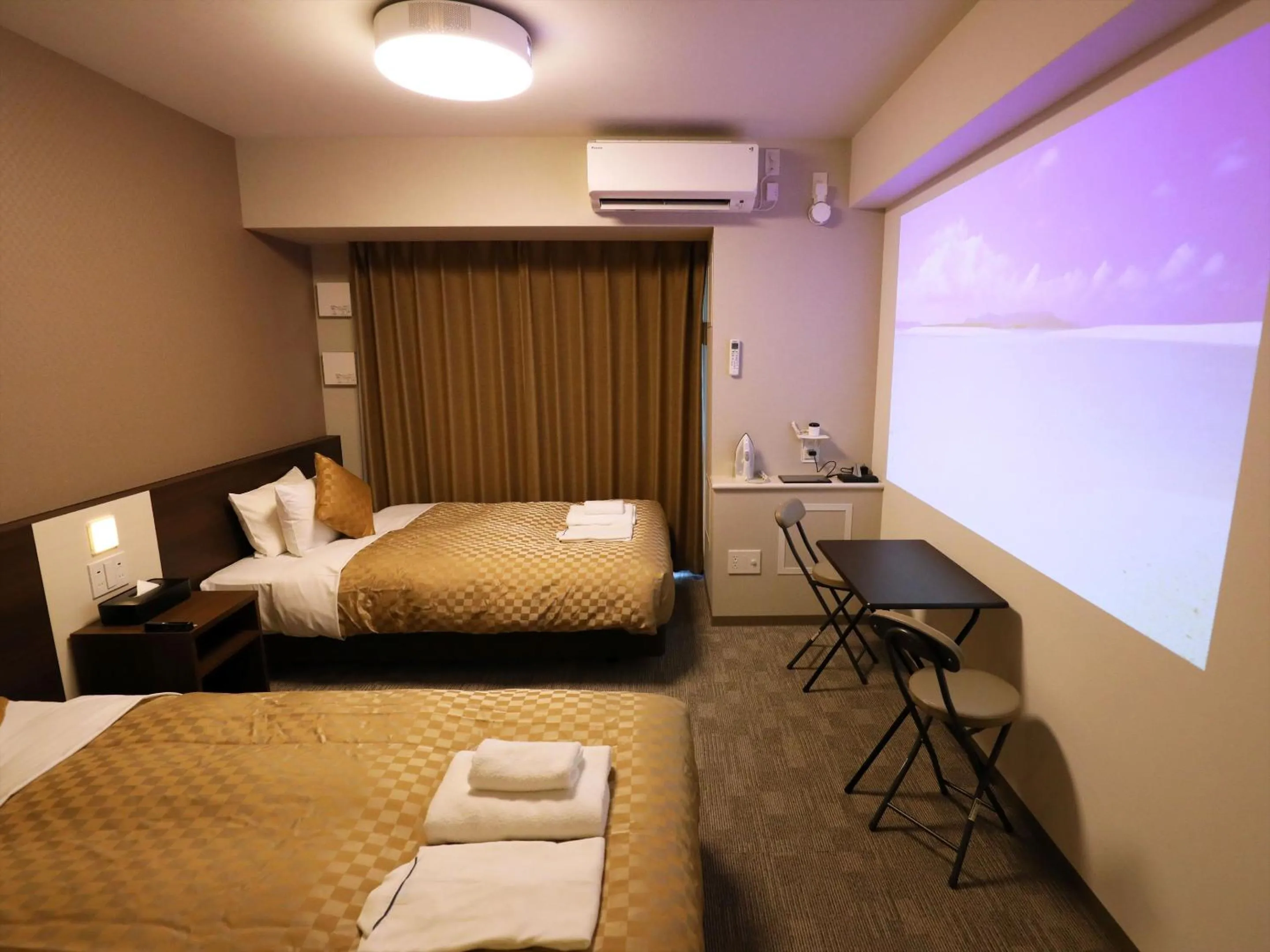Bed in MERBABU STAY OSAKA