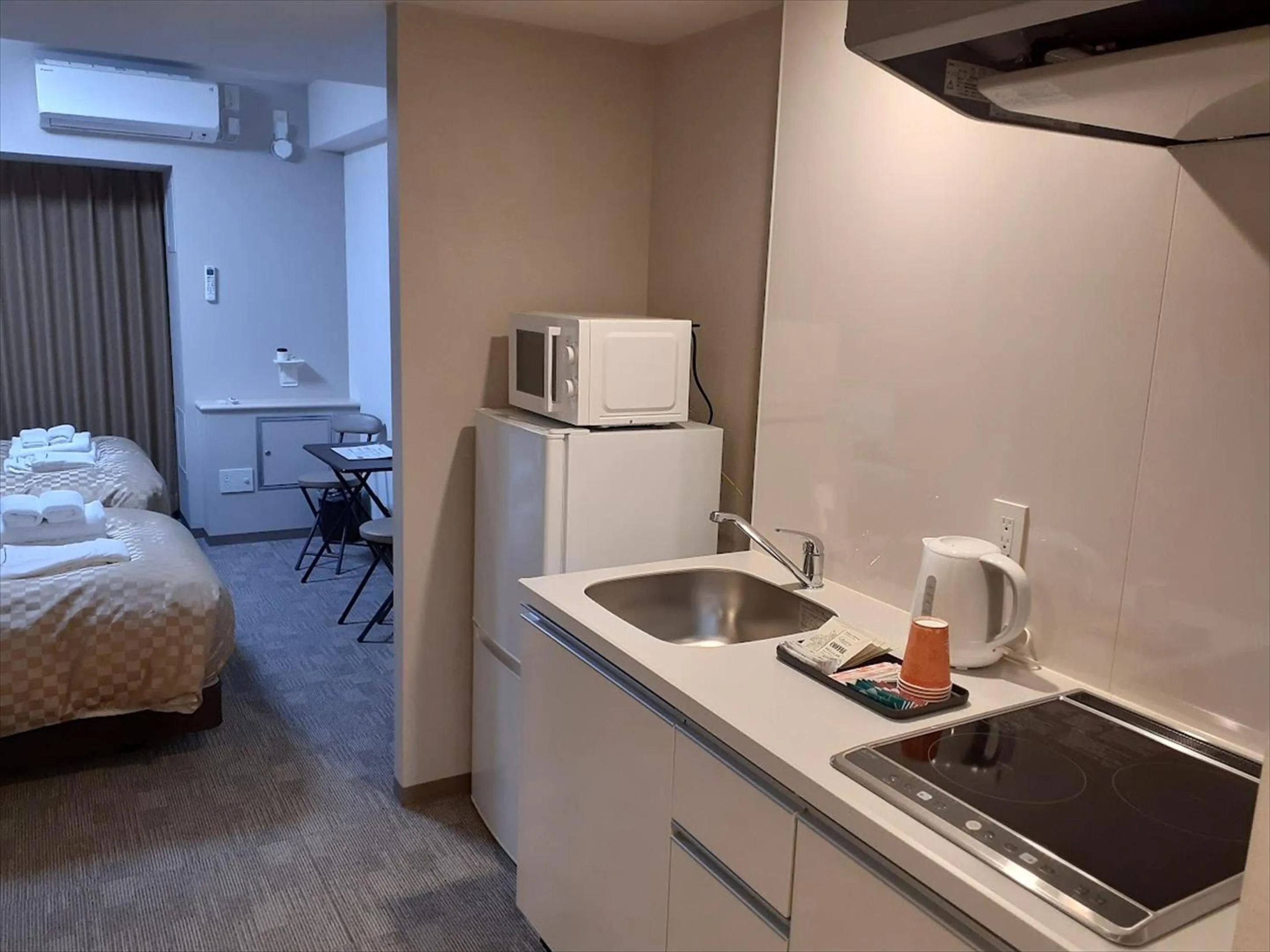 Photo of the whole room, Bed in MERBABU STAY OSAKA