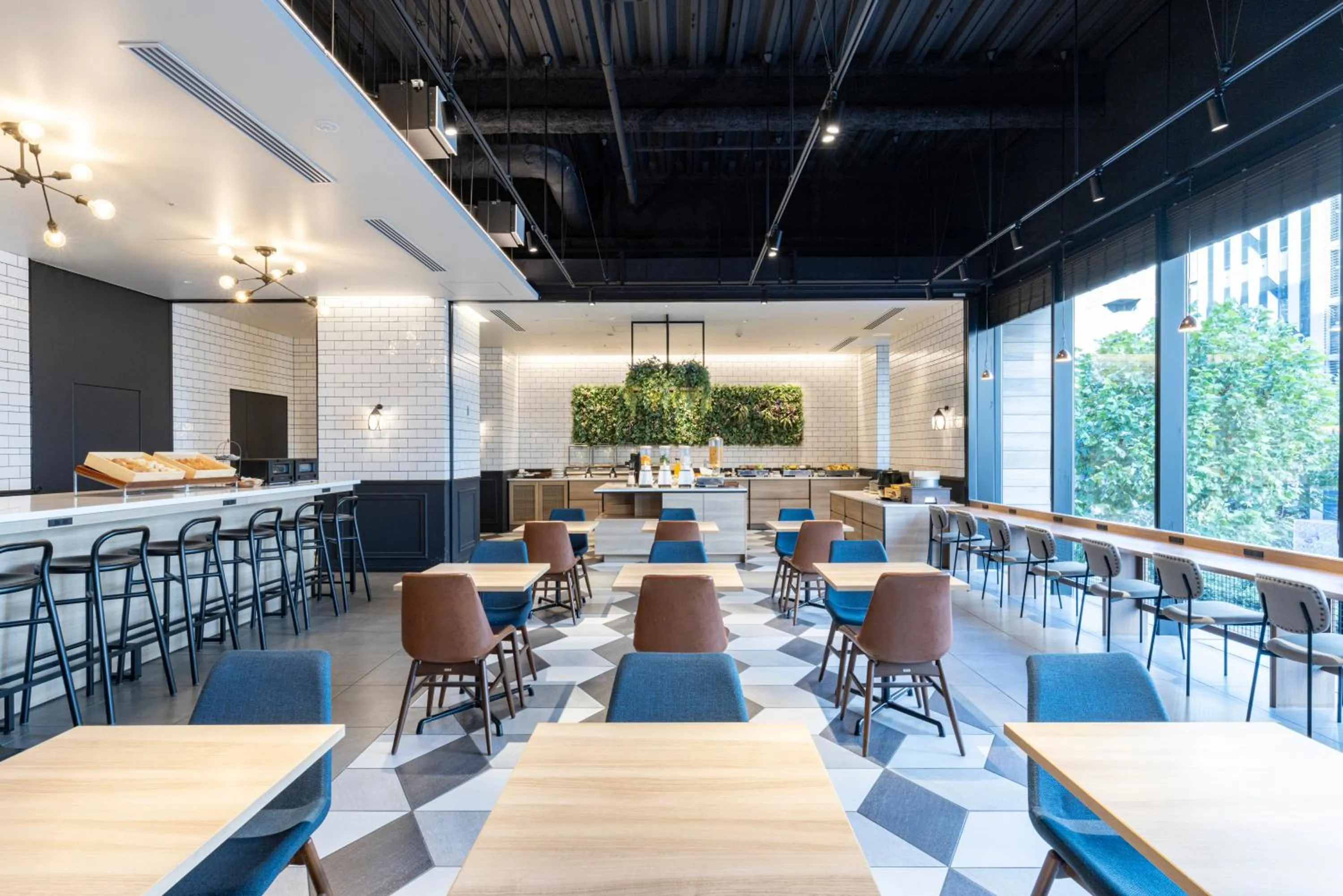 Restaurant/places to eat in Tokyu Stay Shinjuku Eastside