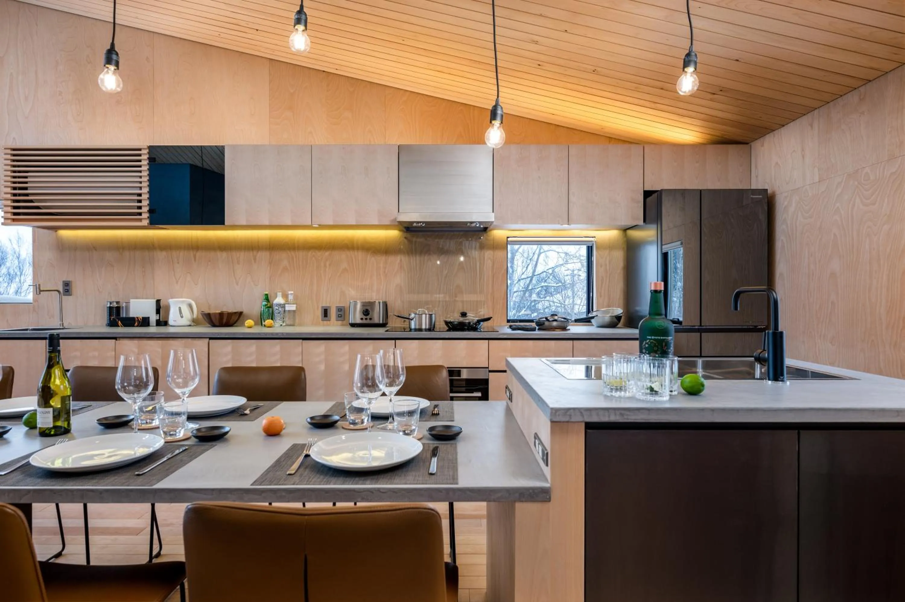 Kitchen or kitchenette in Foxwood B by H2 Life