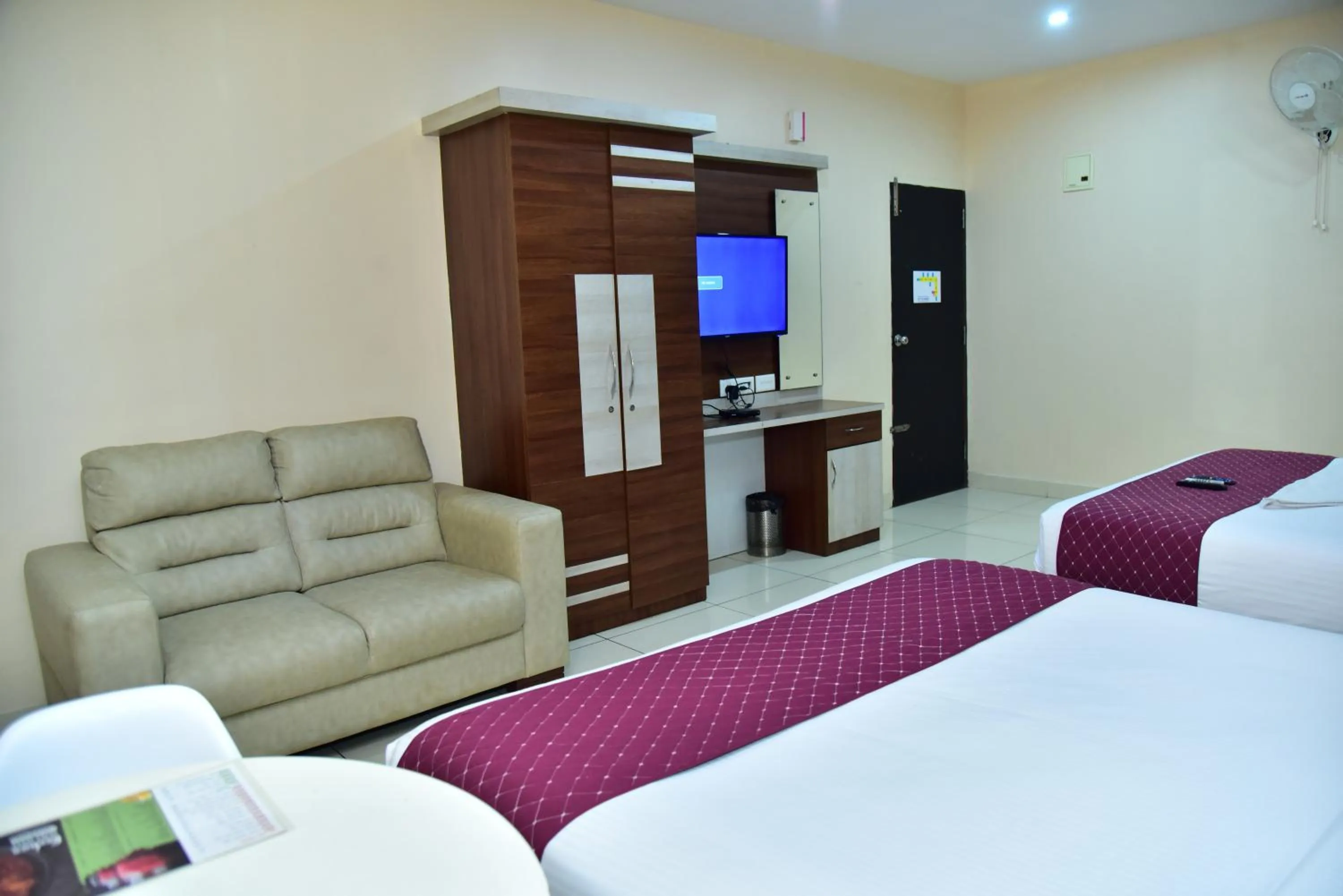 TV and multimedia, Bed in hotel fortune suites