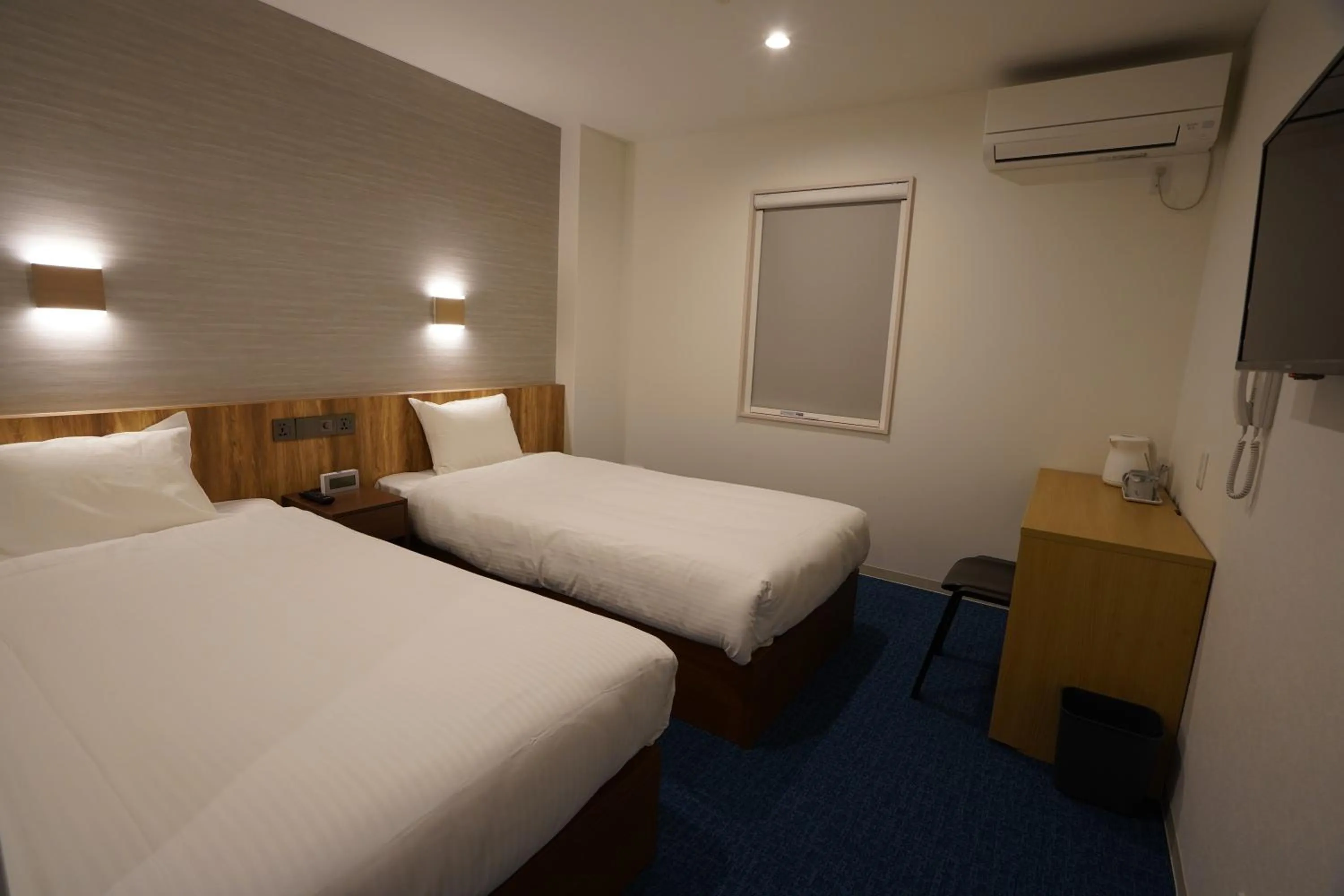 Standard Twin Room in Plaza In Kanku Hotel