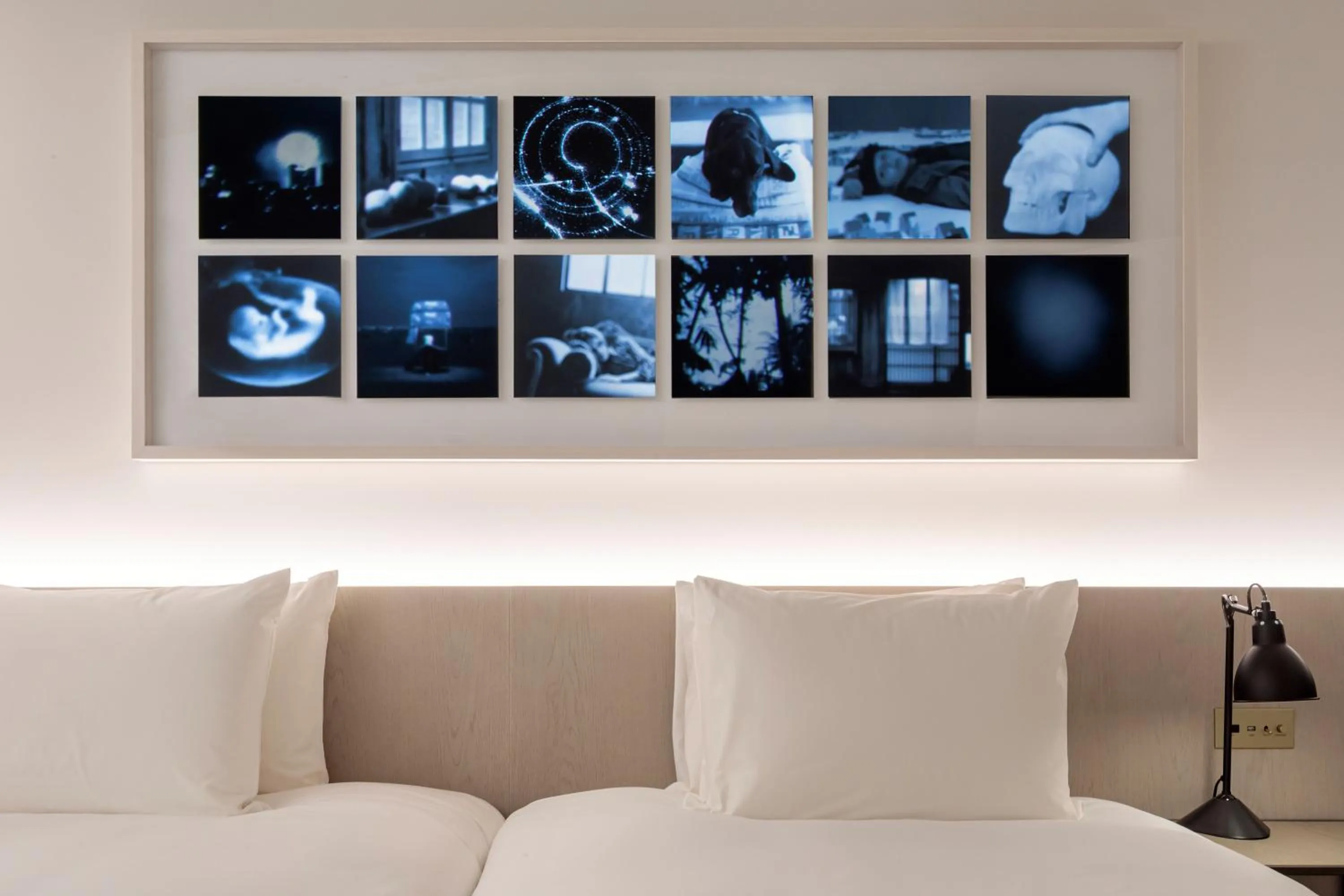 Photo of the whole room, Bed in SHIROIYA HOTEL