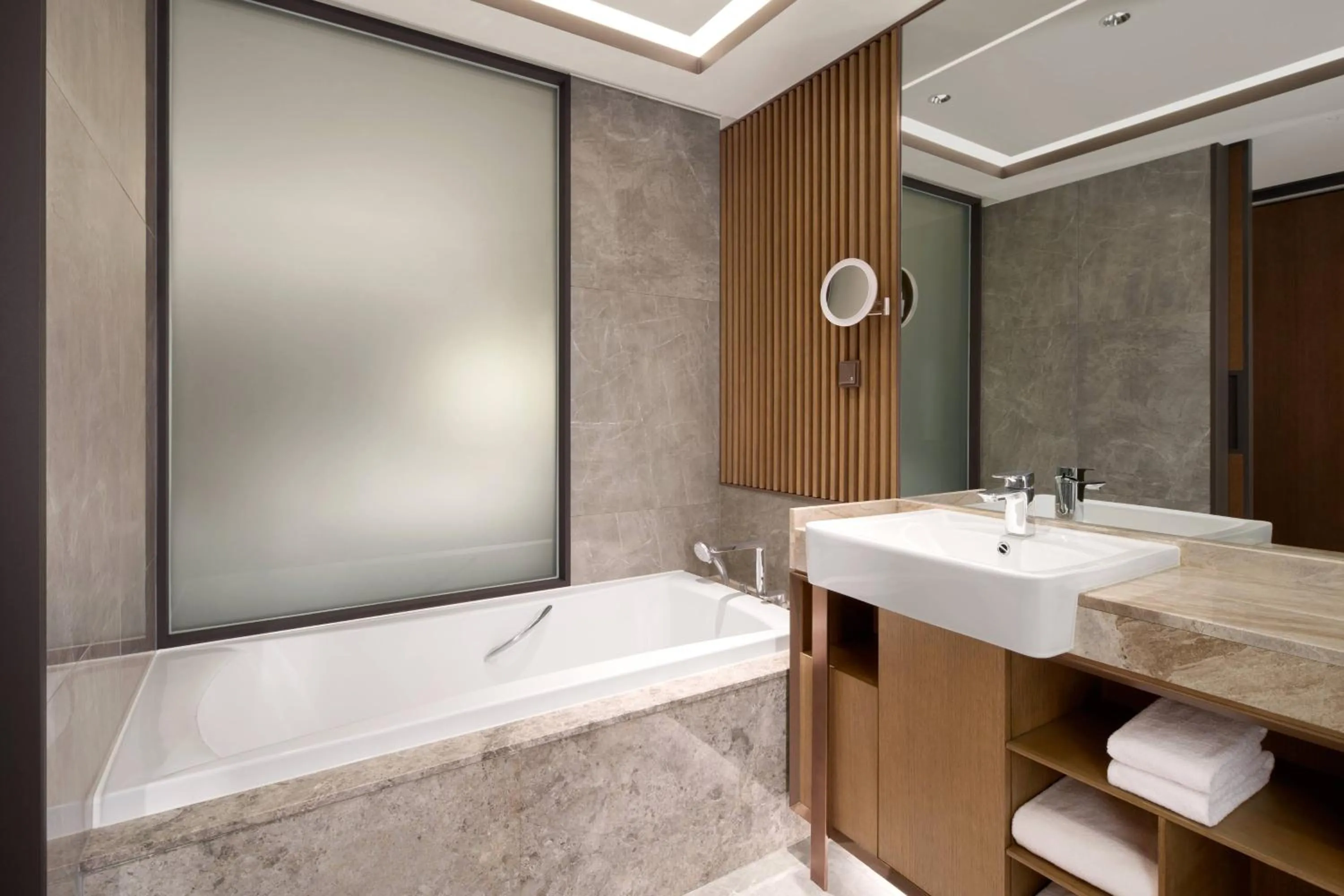 Bathroom in Daegu Marriott Hotel