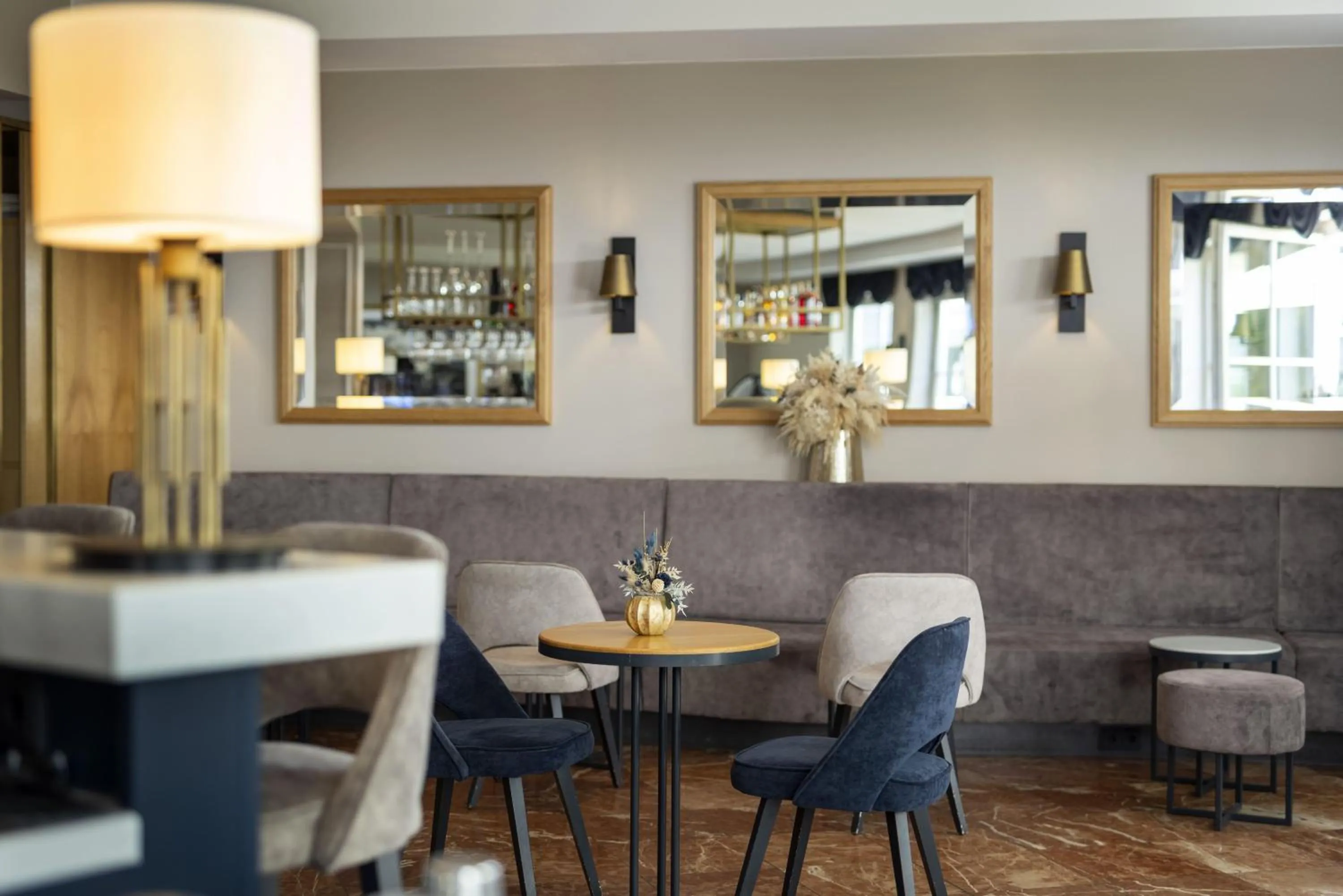 Lounge or bar in ARCOTEL Castellani Salzburg