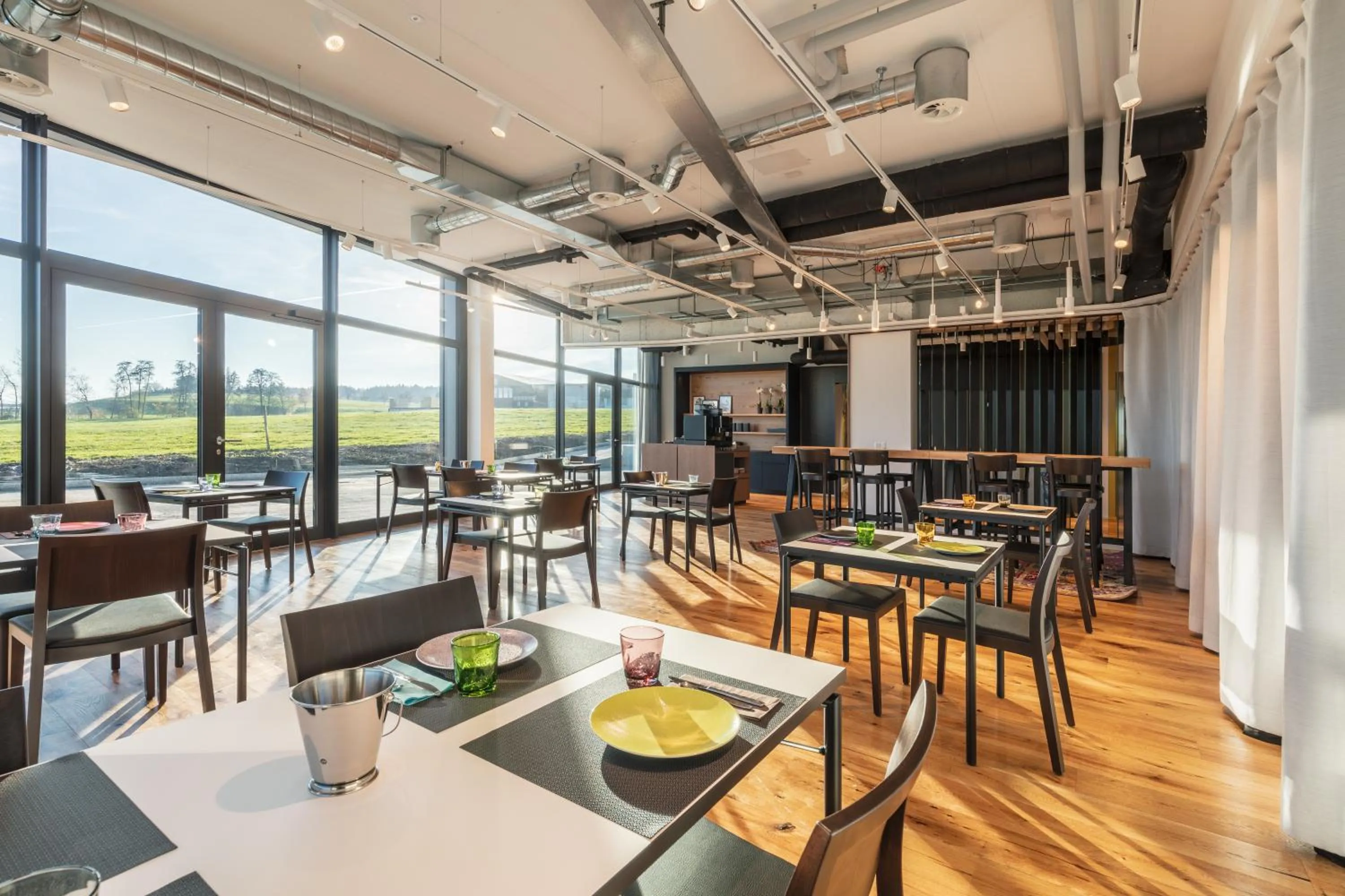 Breakfast in Macardo Premium B&B