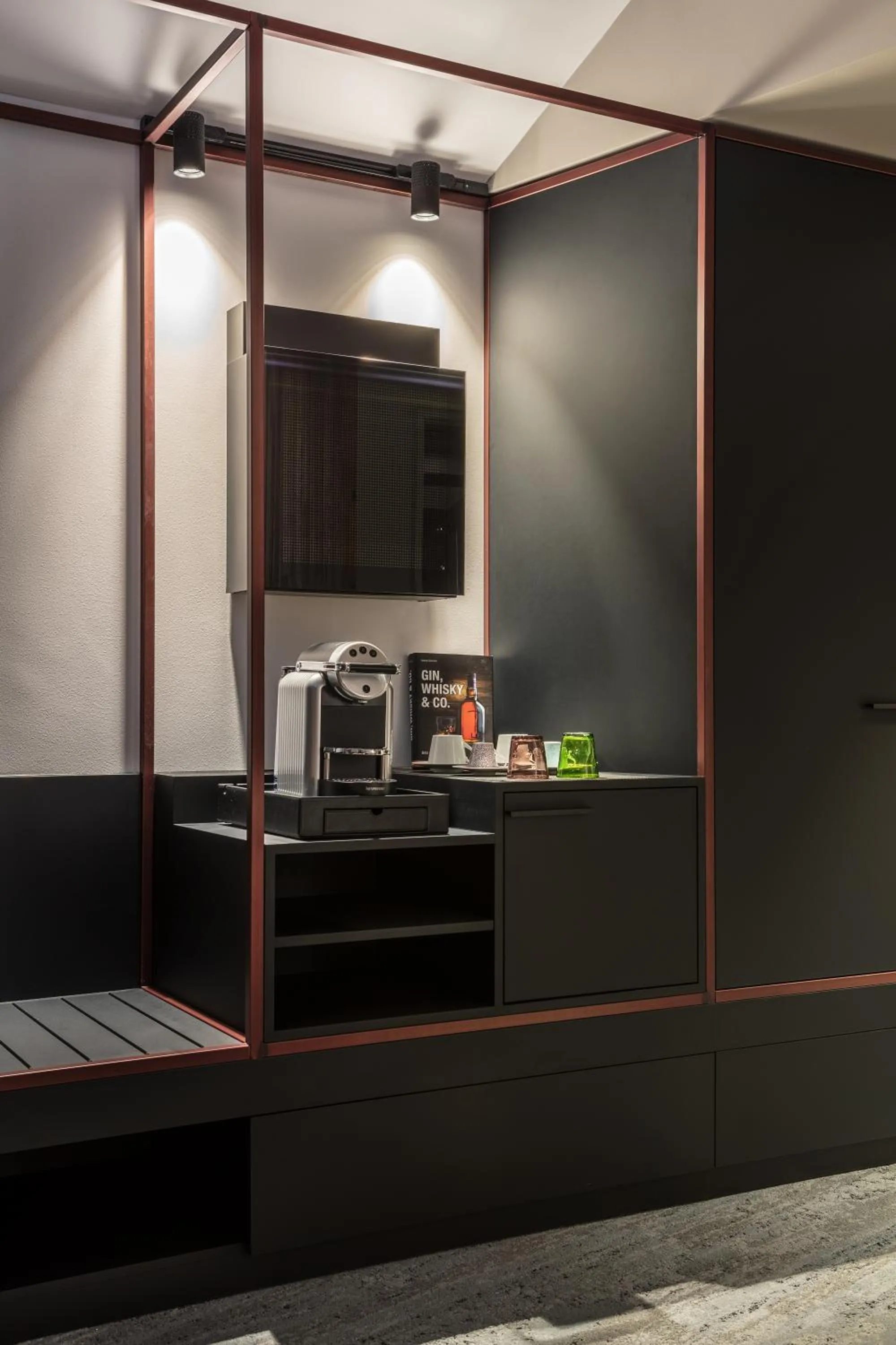 Coffee/tea facilities in Macardo Premium B&B