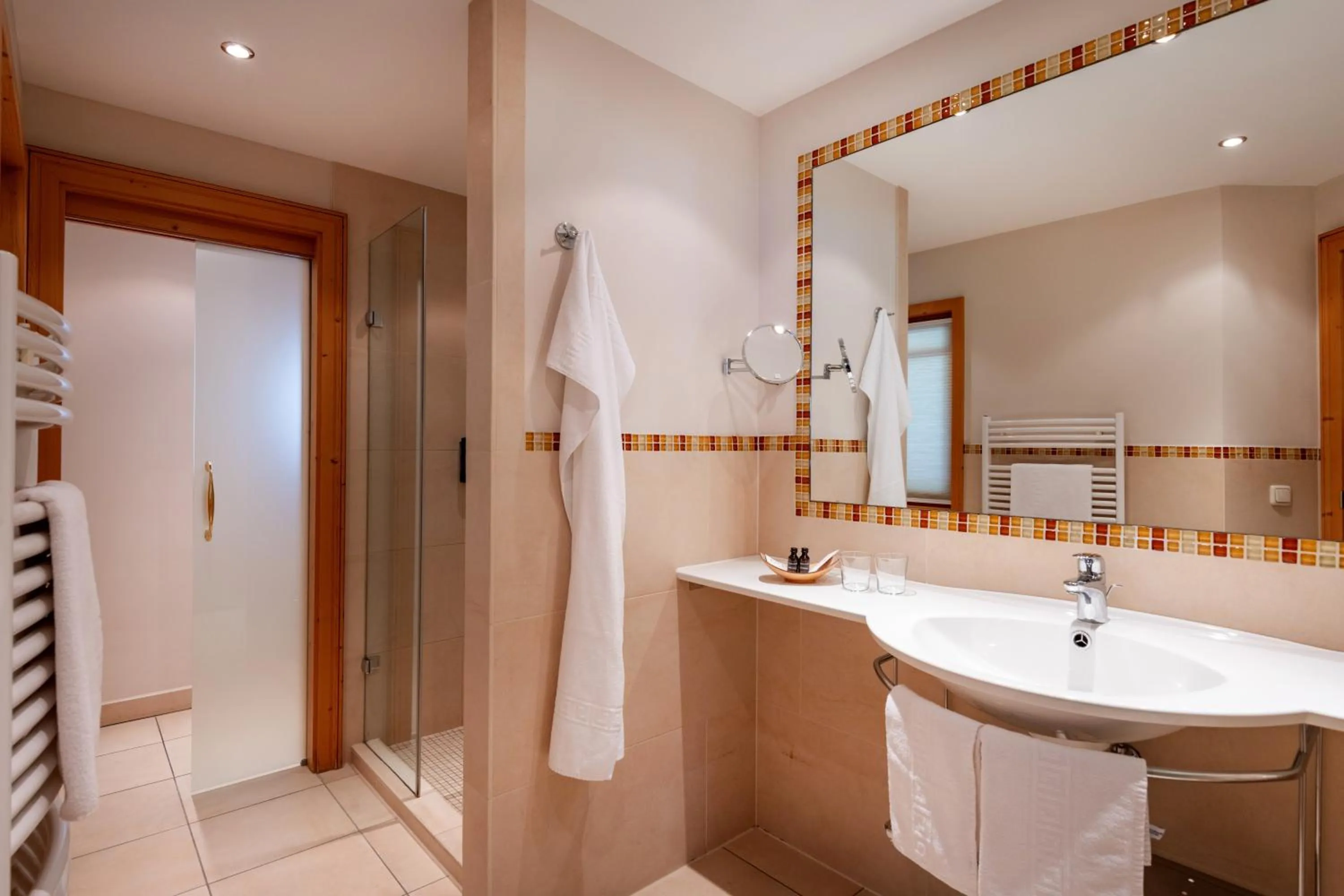 Bathroom in Hotel Elisabeth, 4 Sterne Superior