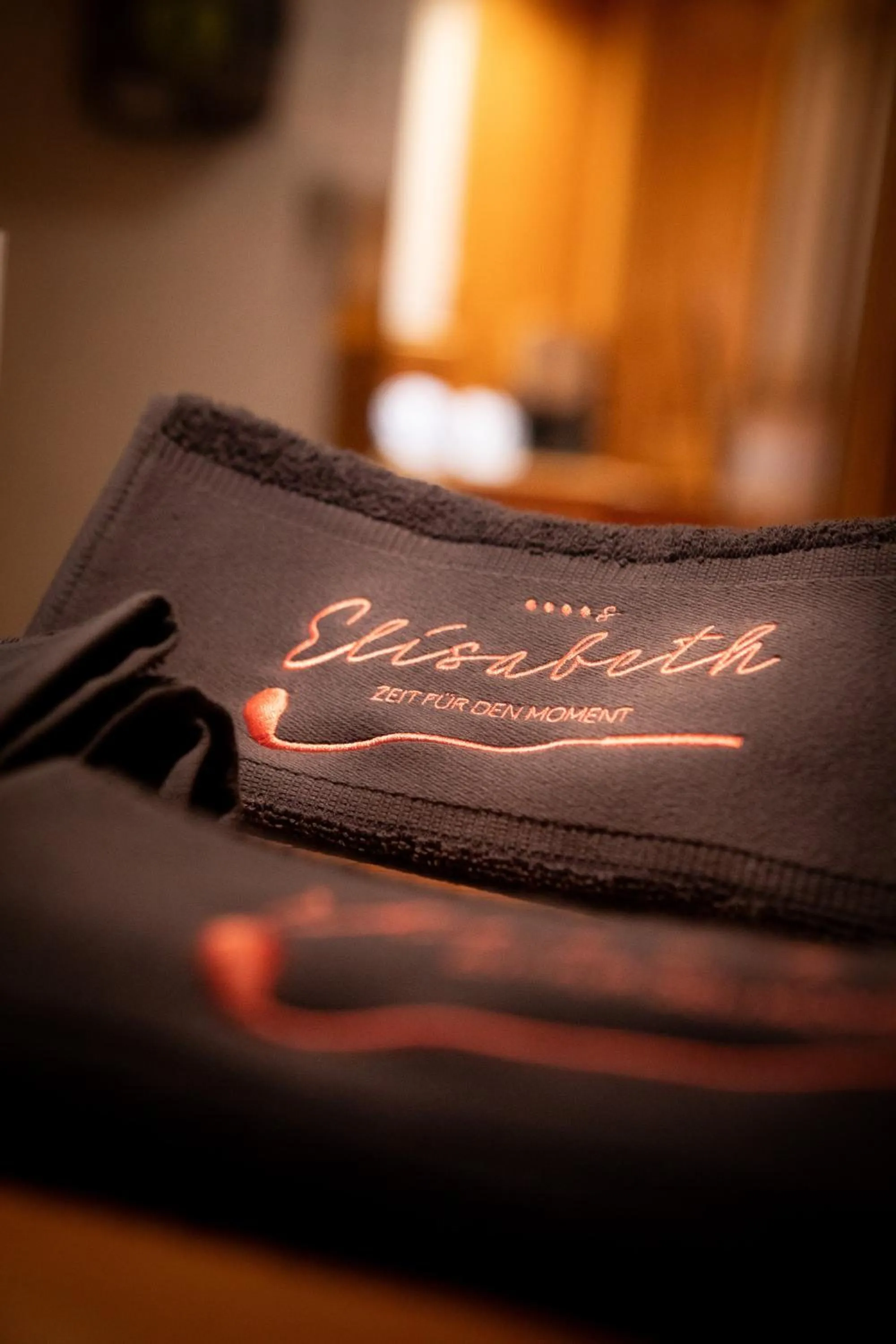 Logo/Certificate/Sign, Bed in Hotel Elisabeth, 4 Sterne Superior