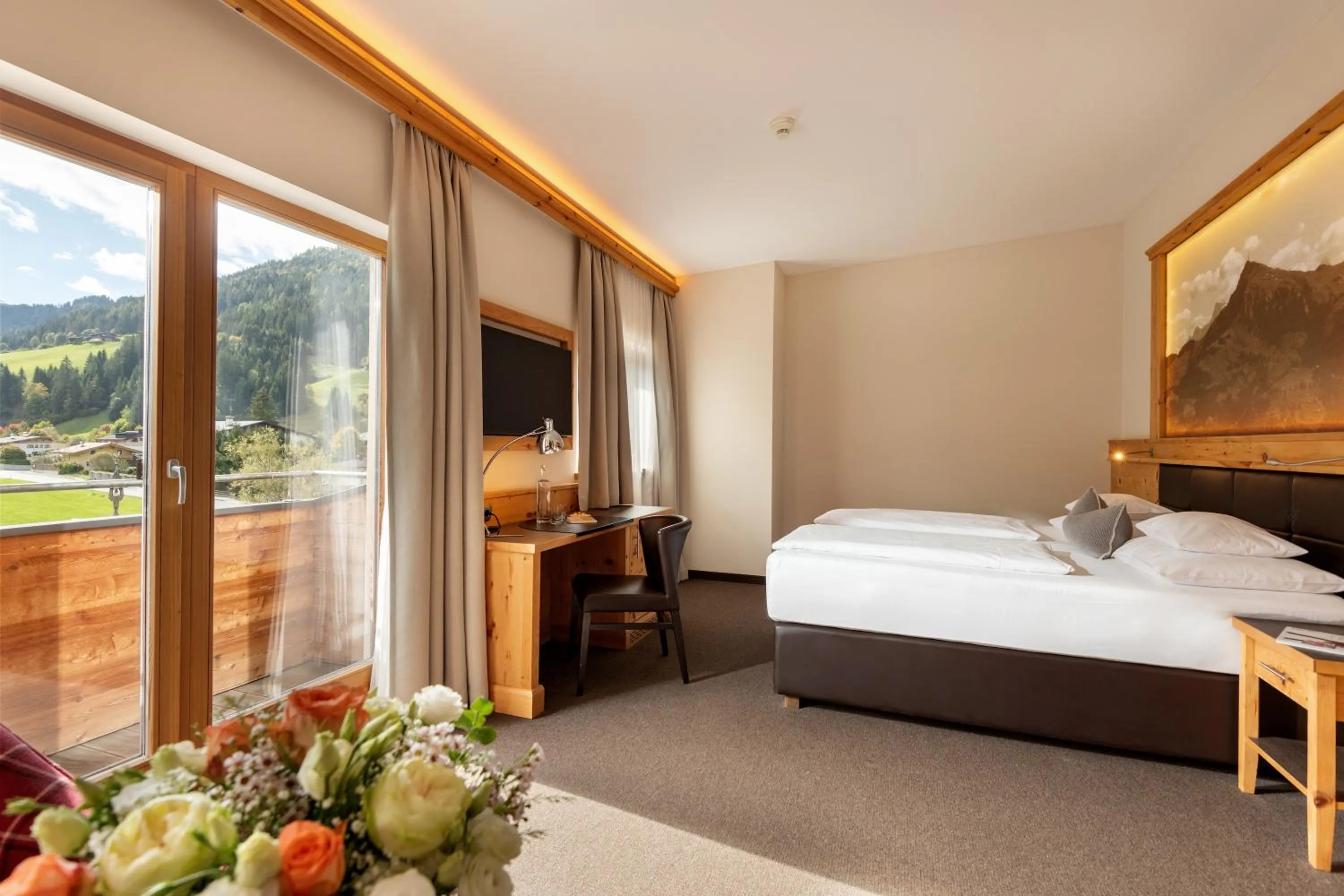 Photo of the whole room, Bed in Hotel Elisabeth, 4 Sterne Superior