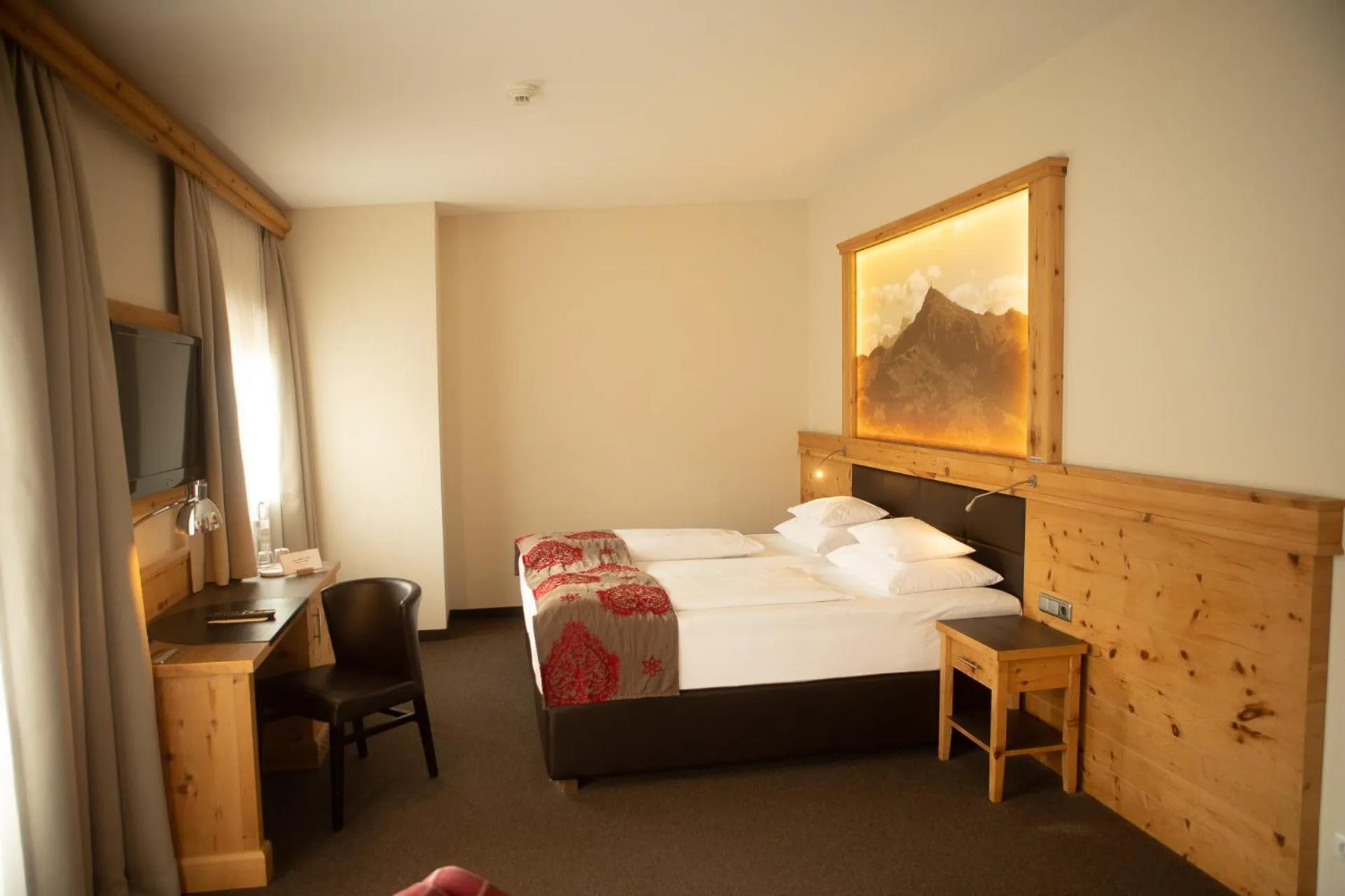 Bed in Hotel Elisabeth, 4 Sterne Superior