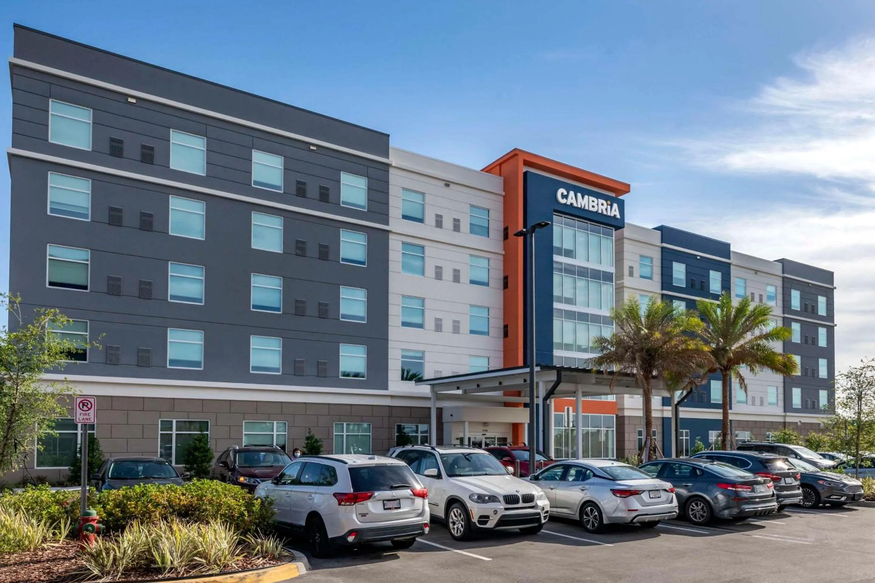 Property building in Cambria Hotel Orlando Airport