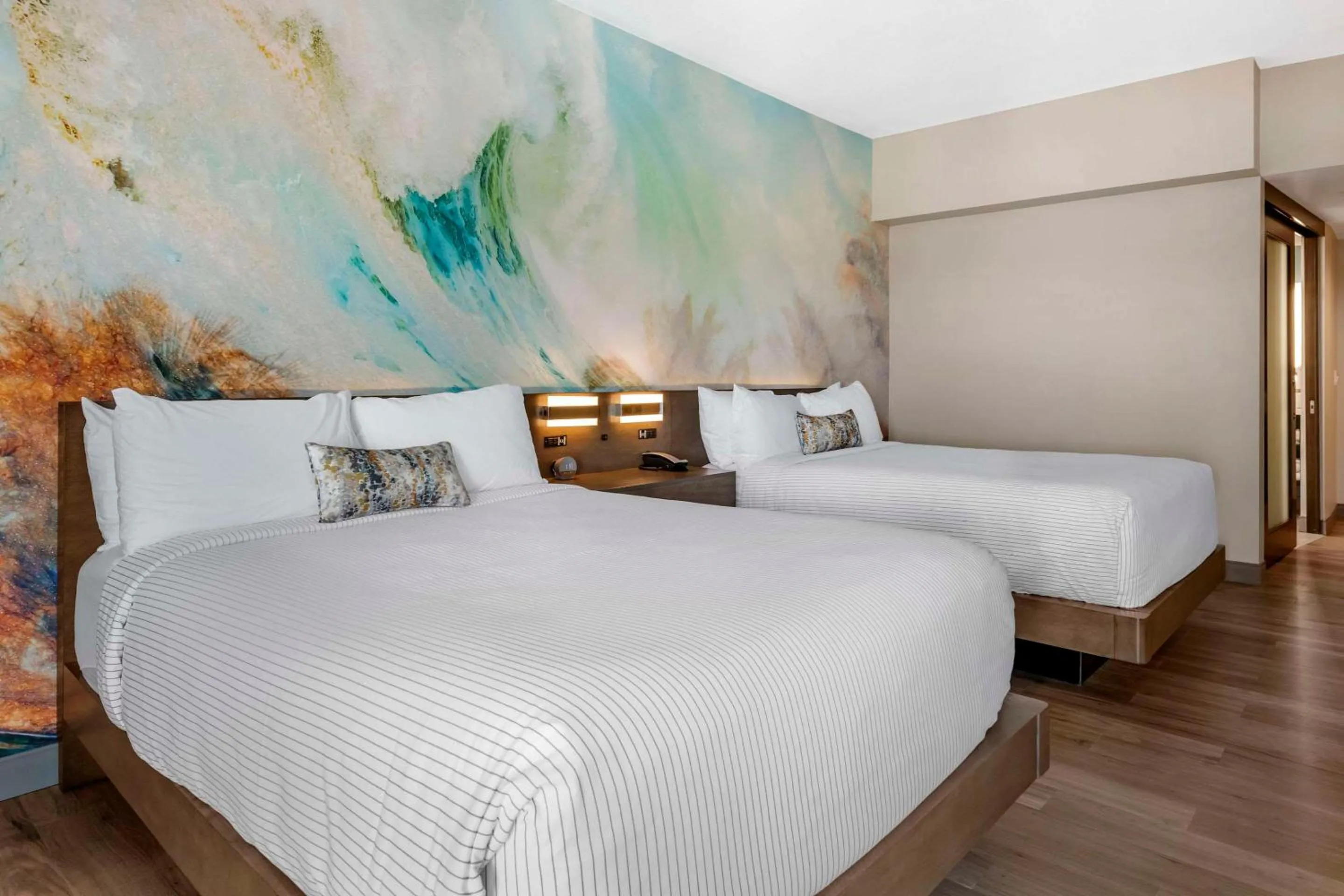 Bedroom, Bed in Cambria Hotel Orlando Airport