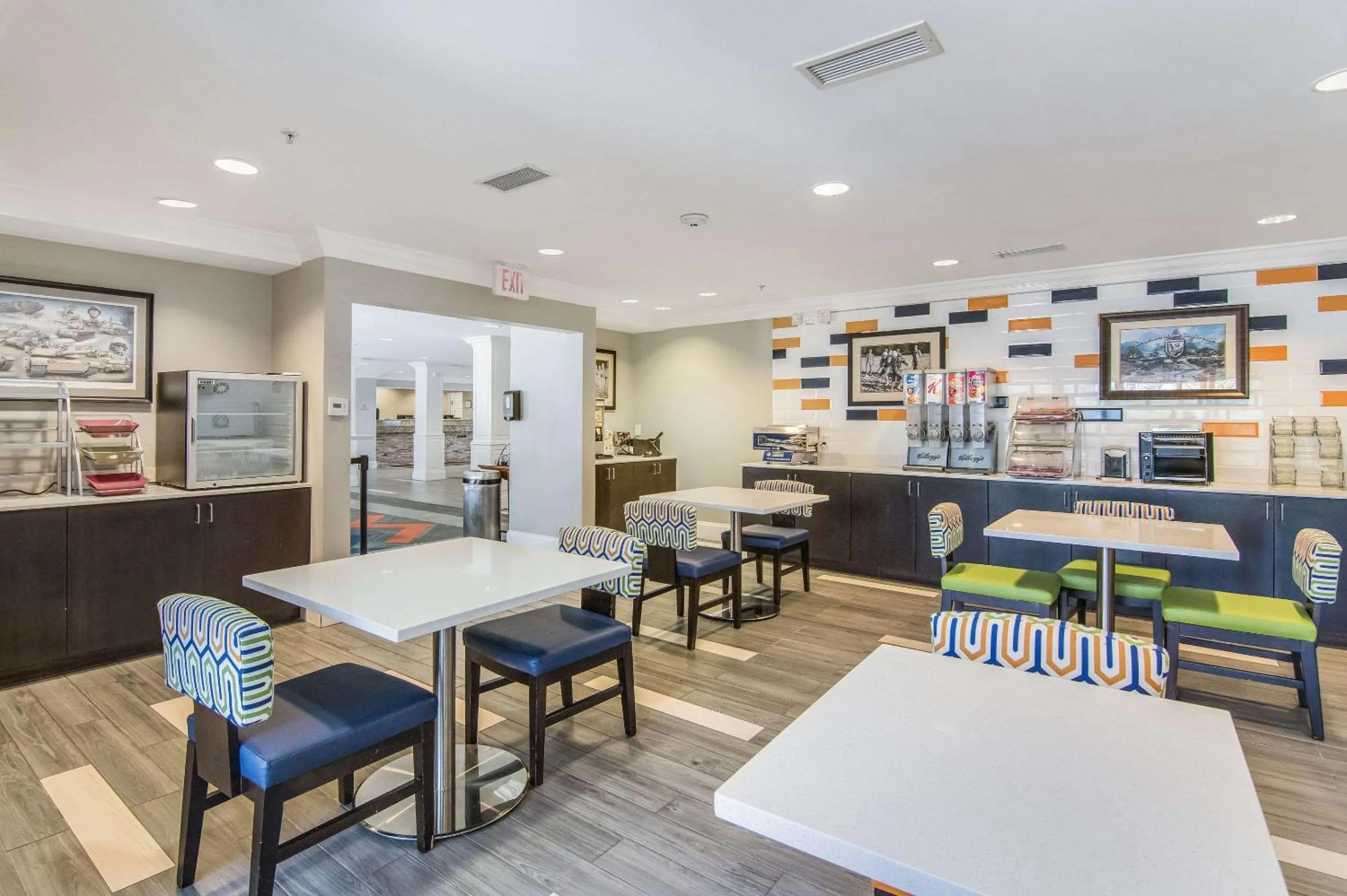 Restaurant/places to eat in MainStay Suites Columbus near Fort Benning