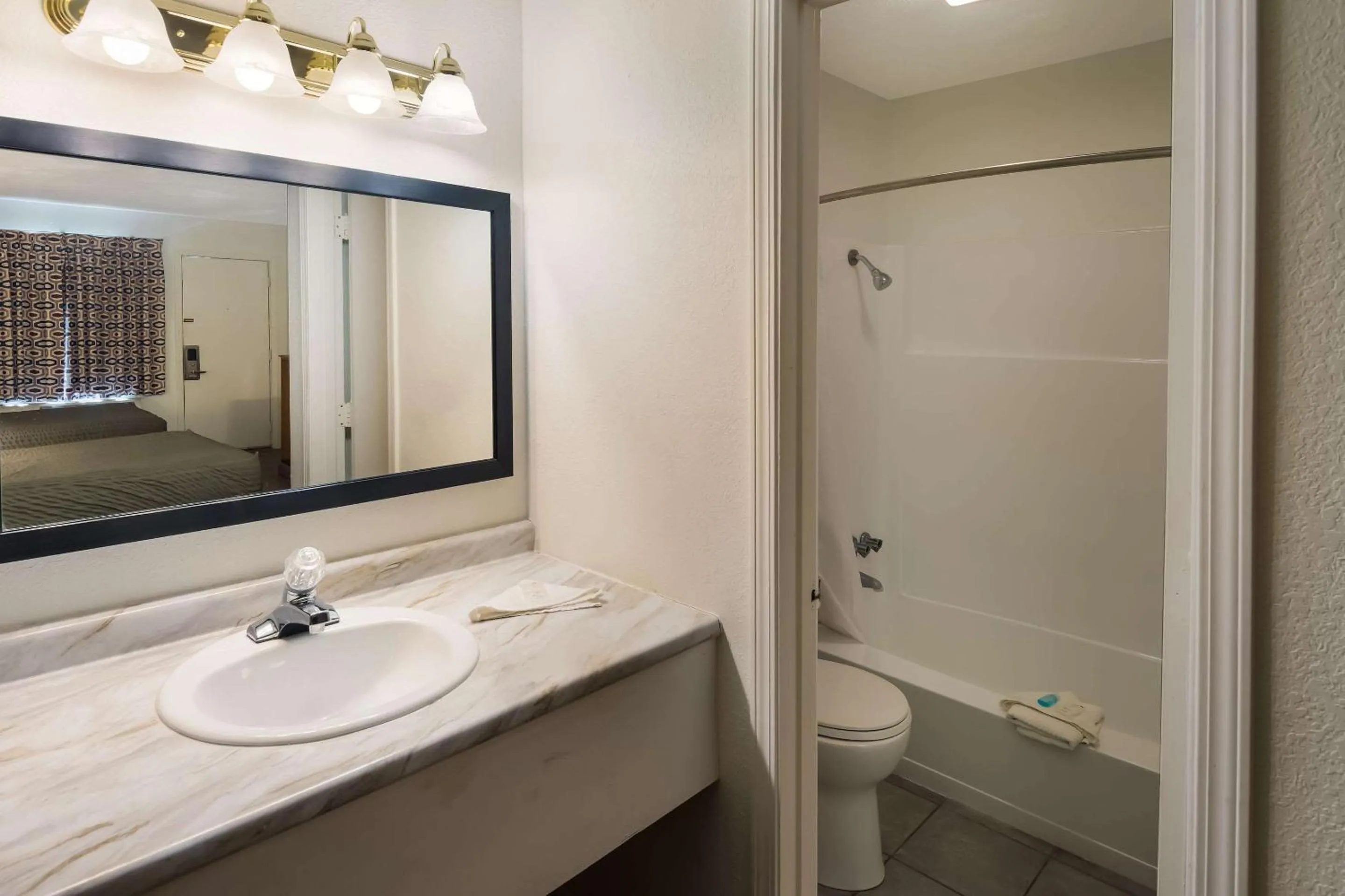 Bedroom in Suburban Studios Brazil