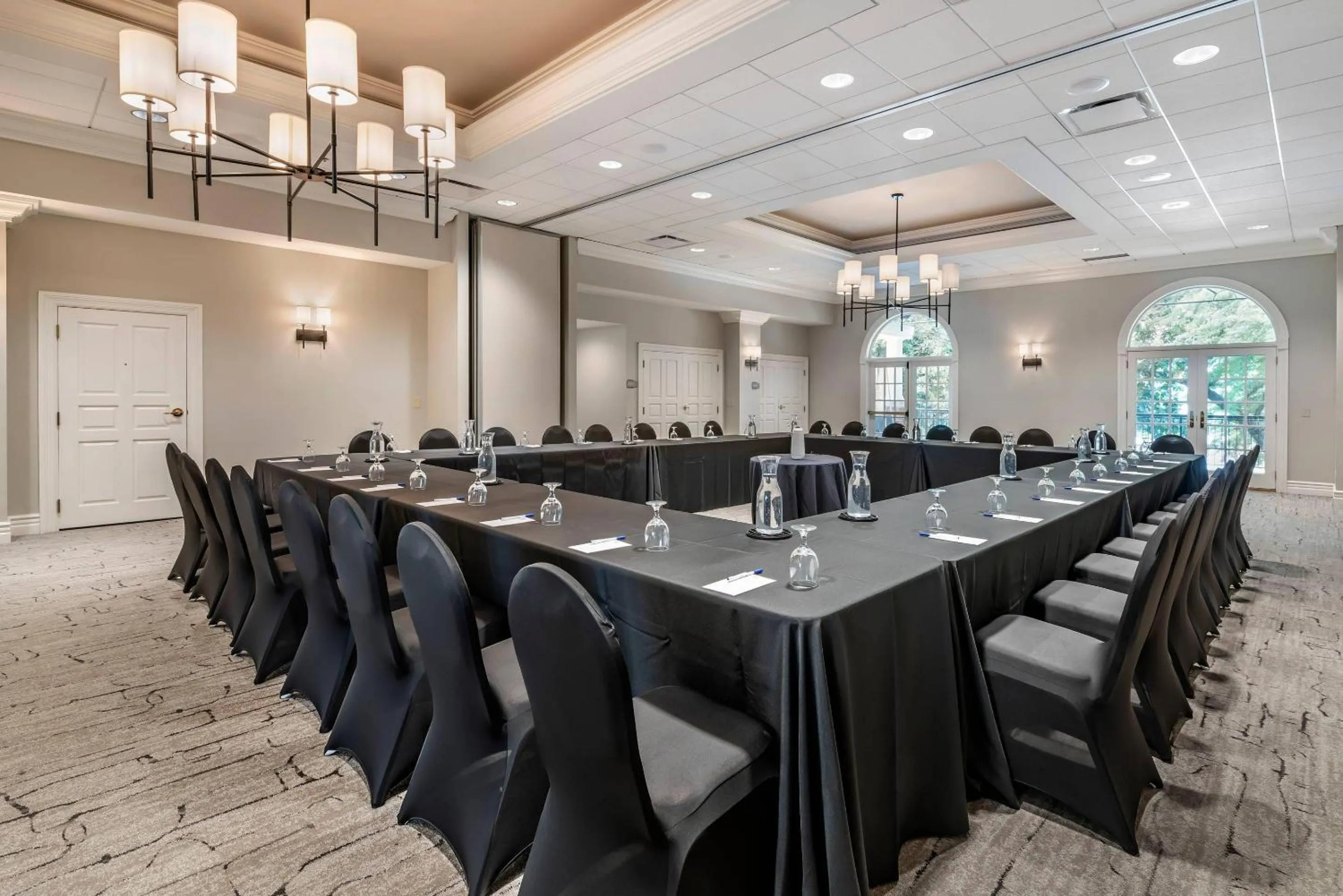 Meeting/conference room in Heidel House Hotel and Conference Center, an Ascend Collection Hotel