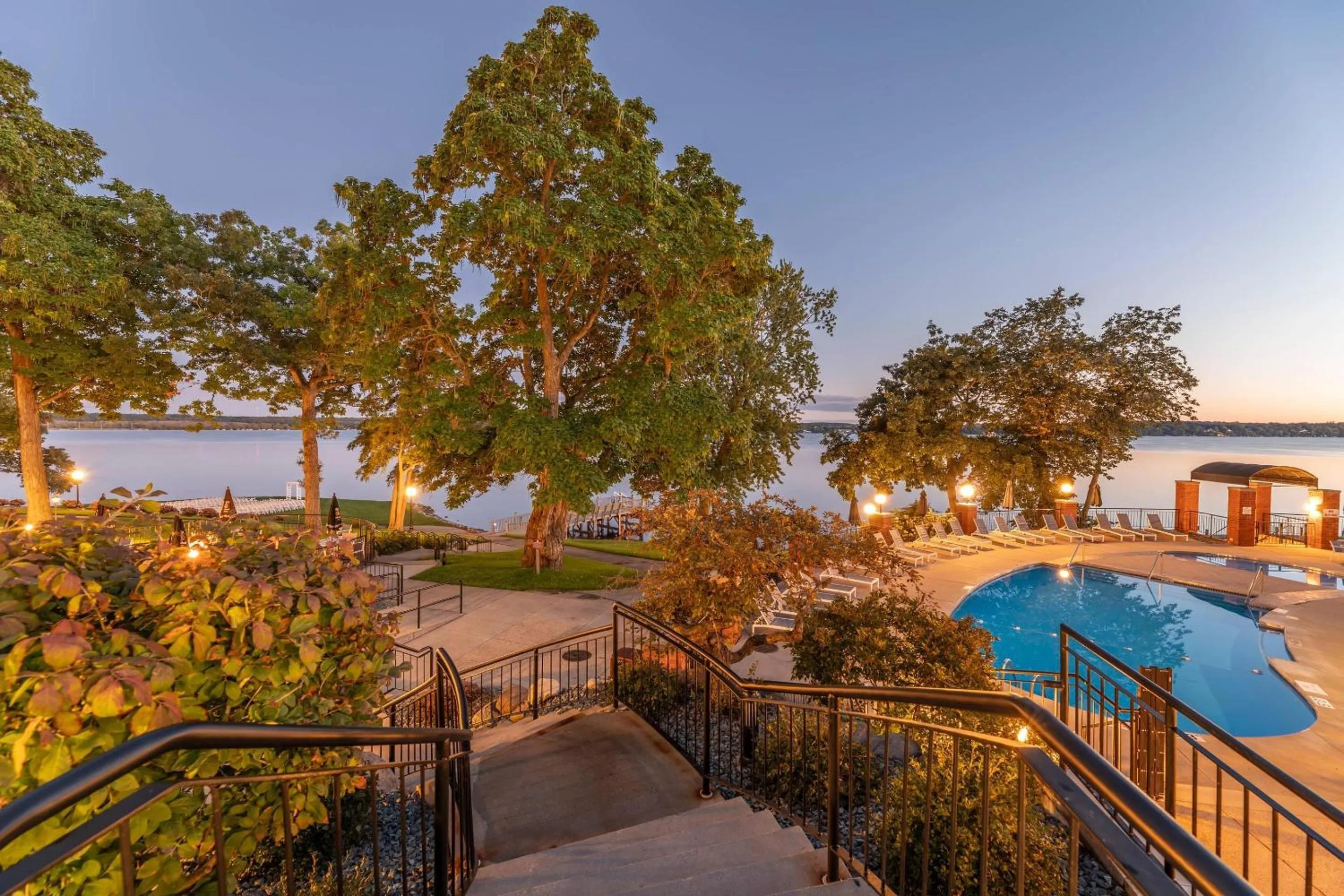 Swimming pool in Heidel House Hotel and Conference Center, an Ascend Collection Hotel