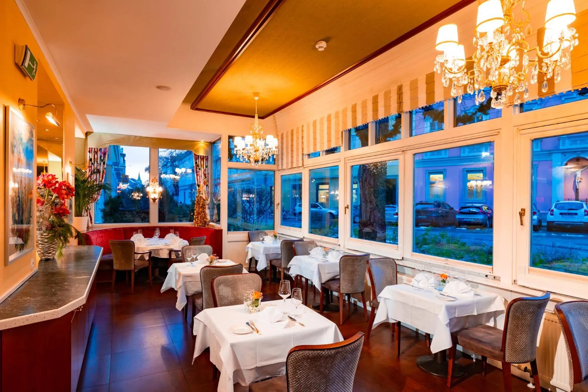 Restaurant/places to eat in Parkhotel Graz - Traditional Luxury