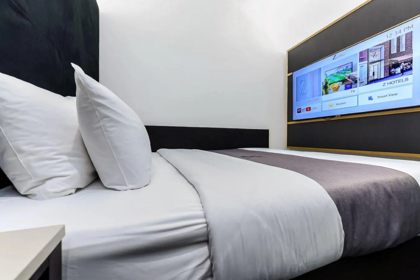 Bed in The Z Hotel Strand