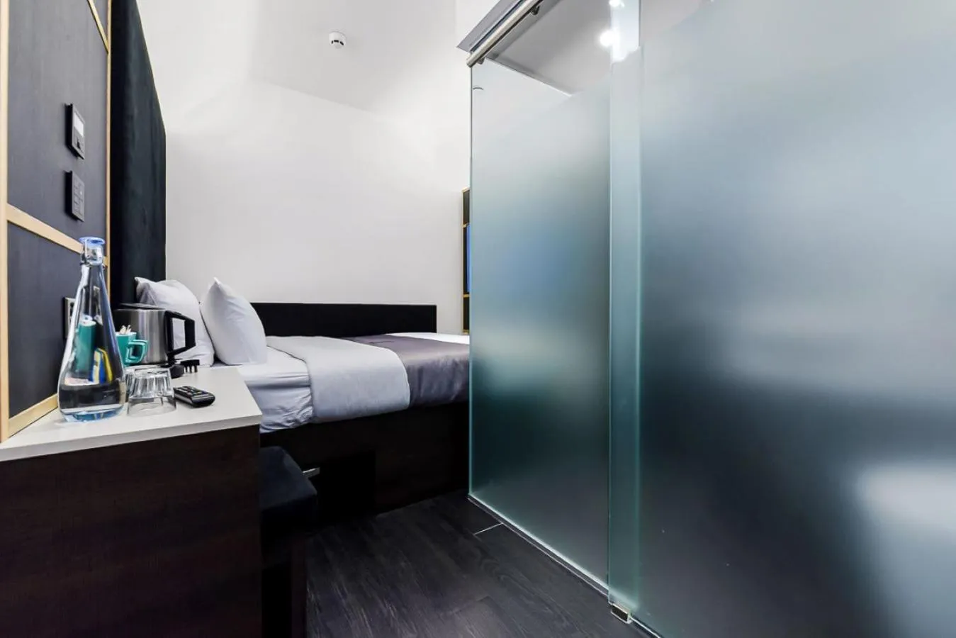 Bedroom, Bed in The Z Hotel Strand