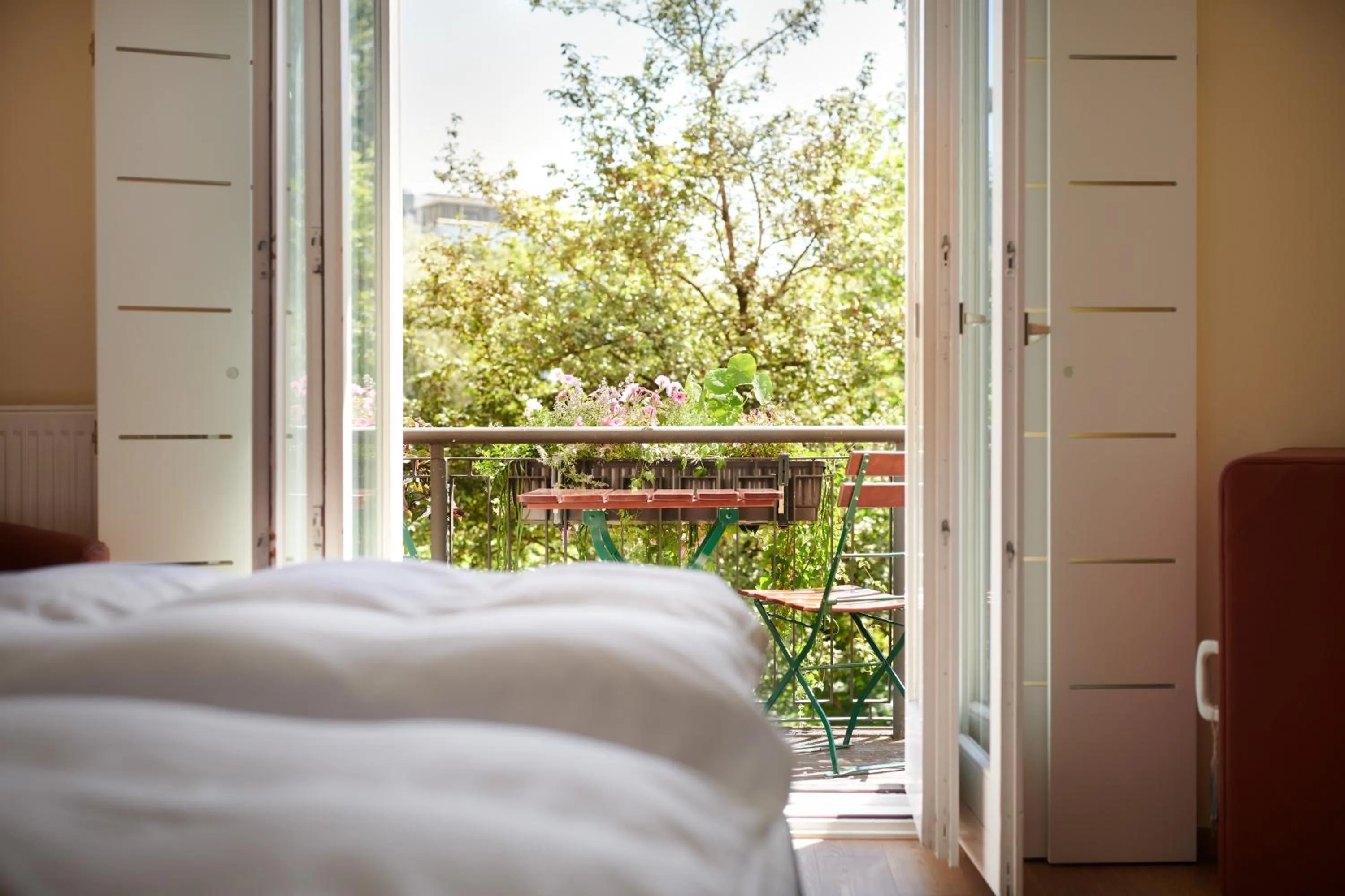 View (from property/room), Bed in Hotel Weitzer Graz - Centre of Graz