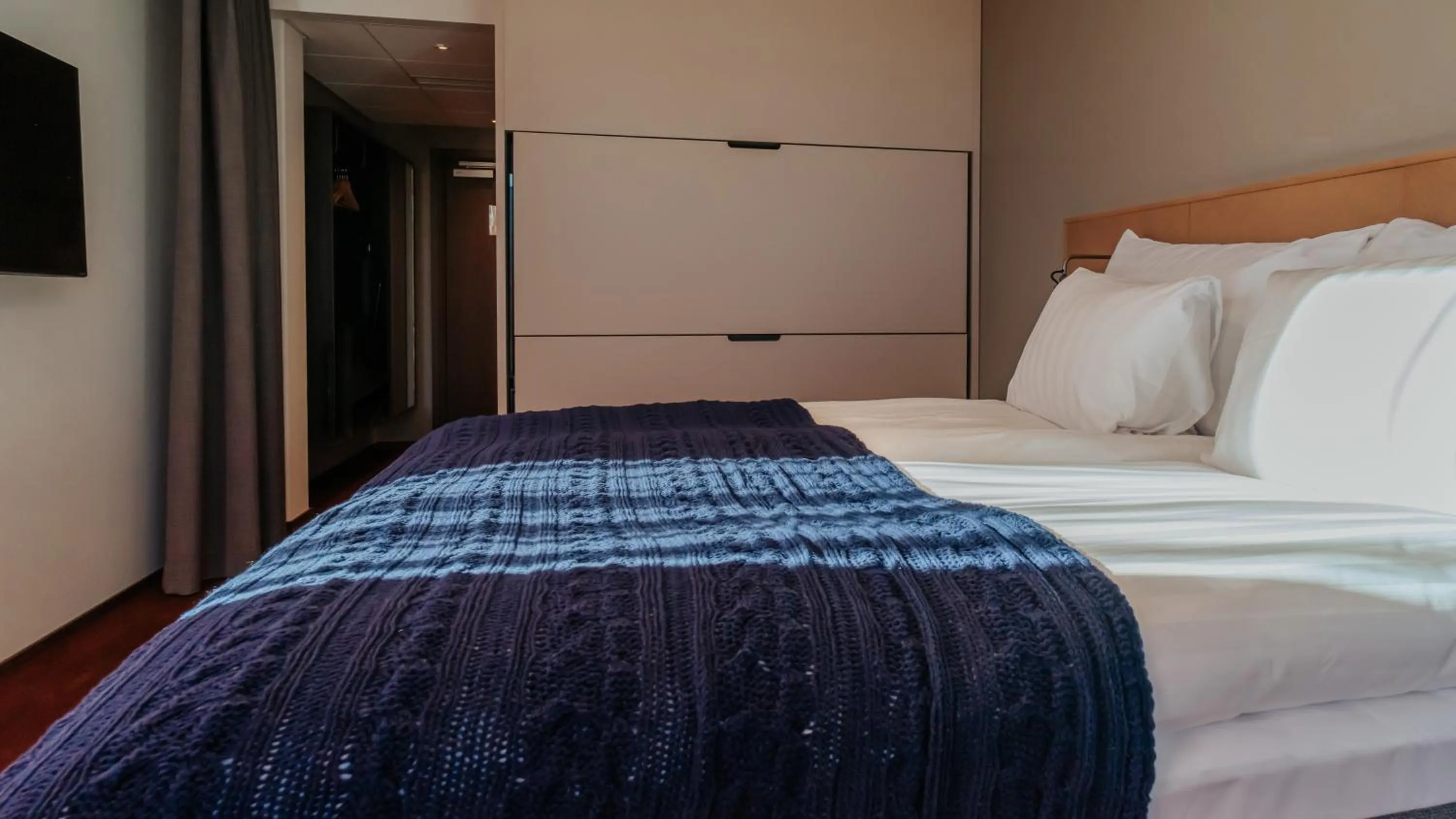 Bed in Quality Hotel The Weaver