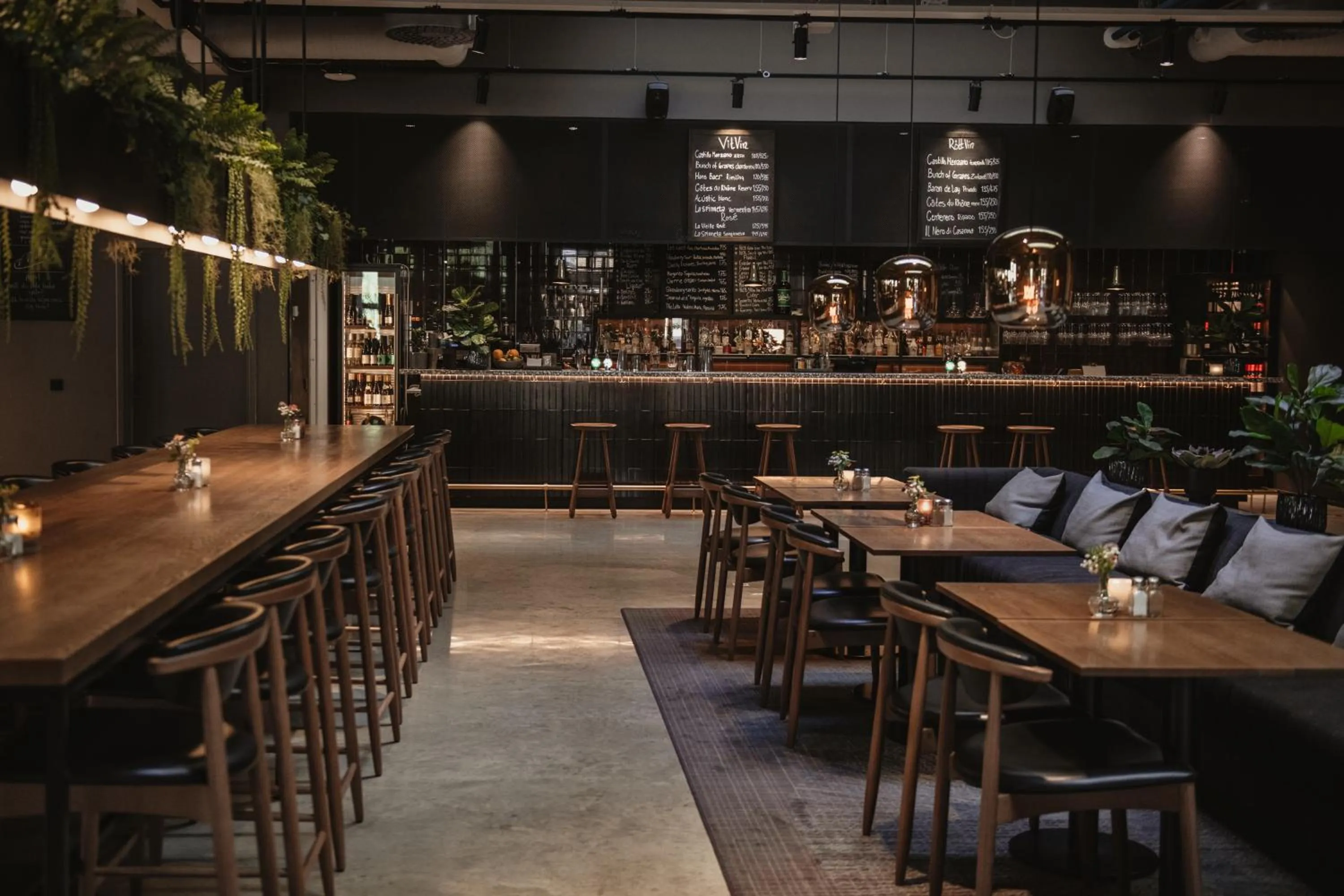 Restaurant/places to eat in Home Hotel Tapetfabriken