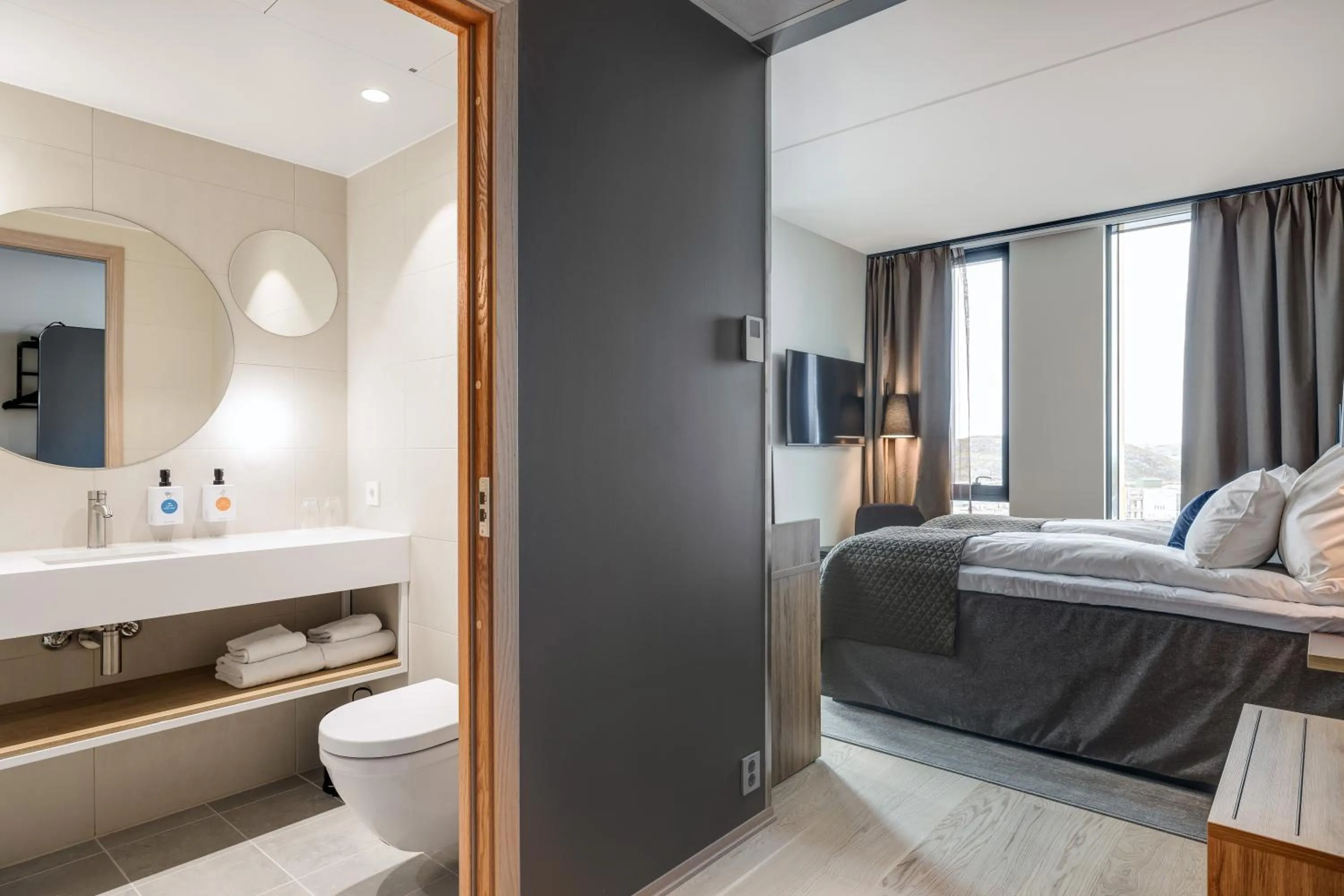 Bedroom, Bed in Quality Hotel Ramsalt