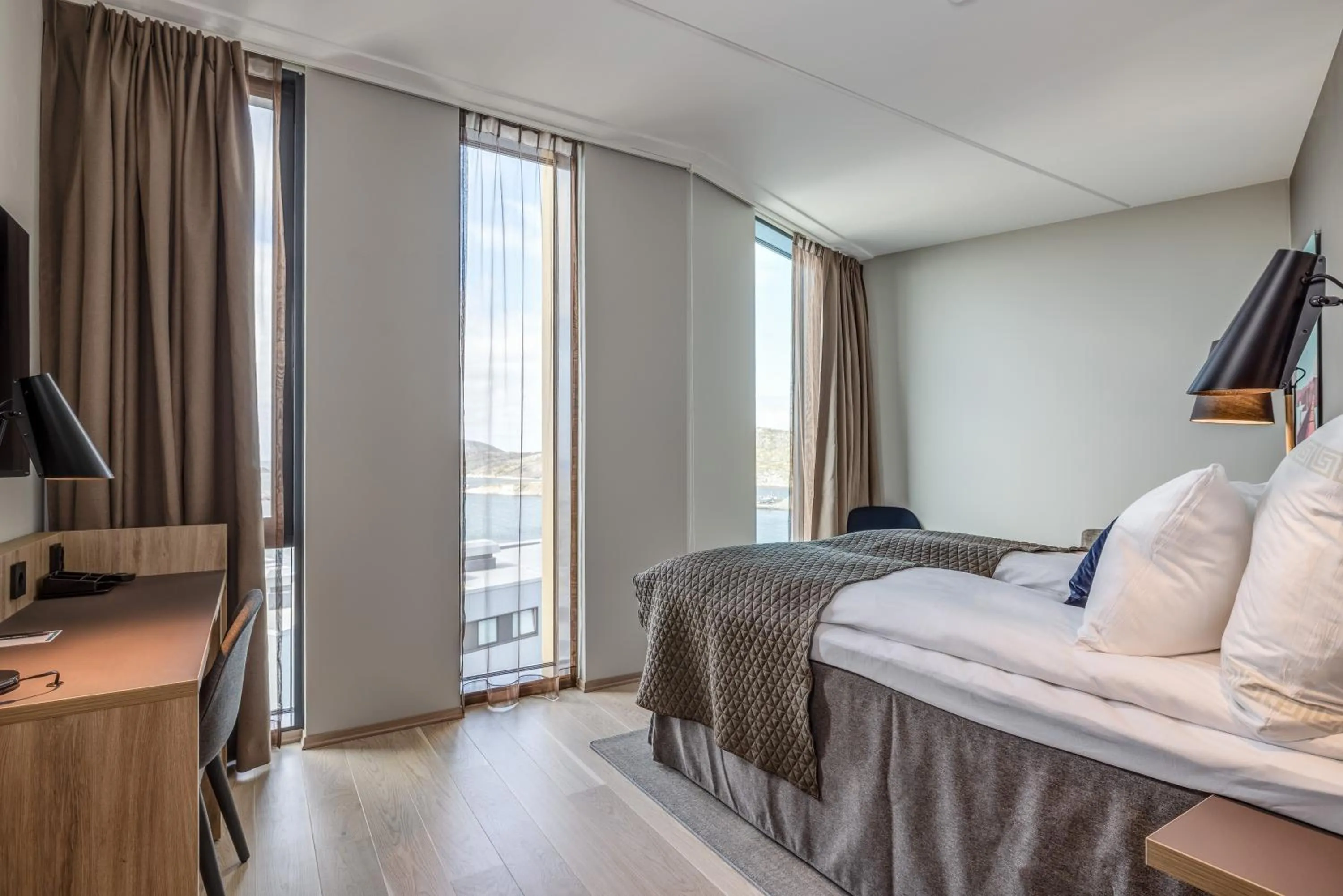 View (from property/room), Bed in Quality Hotel Ramsalt