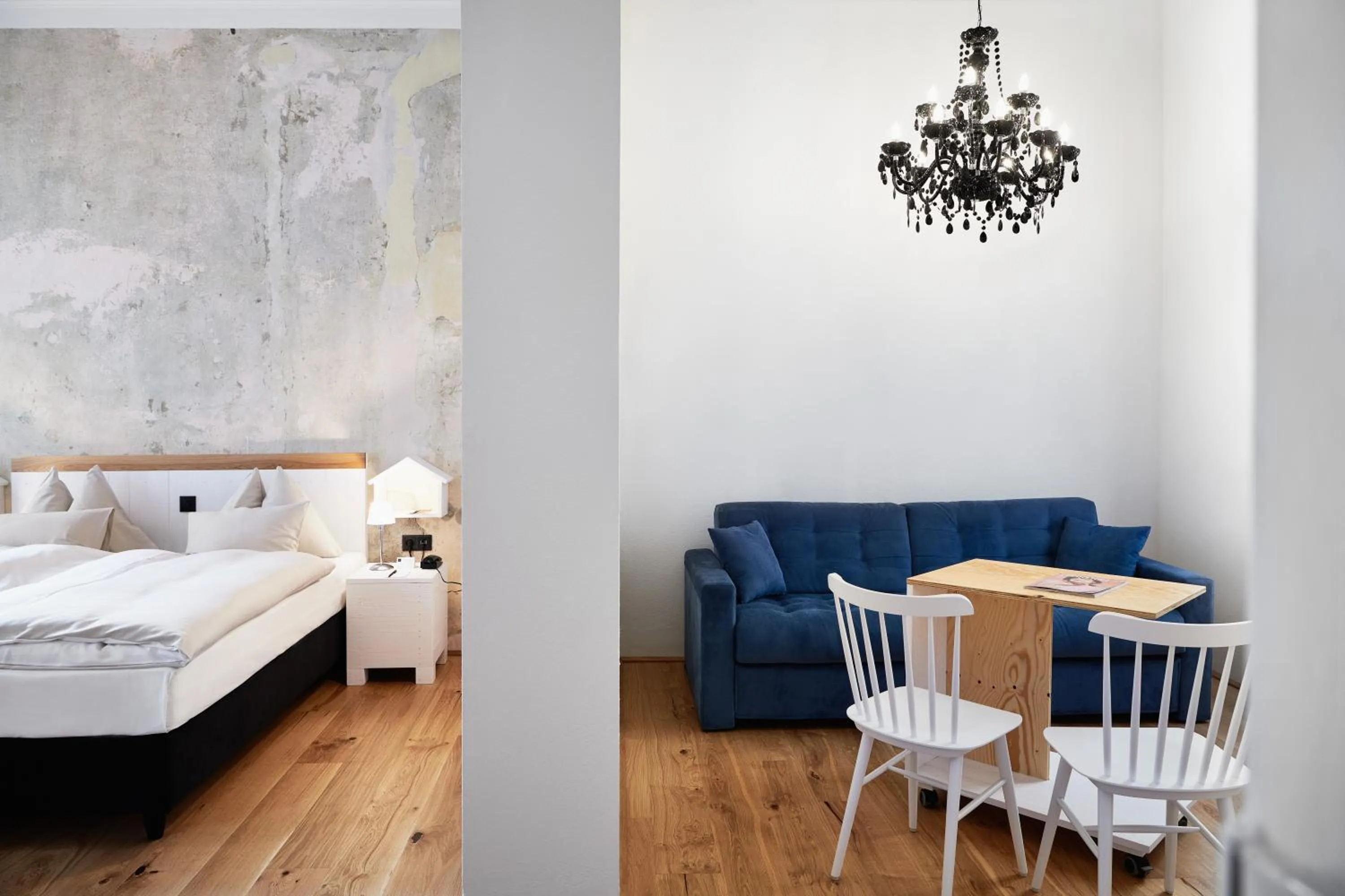 Bed in Grand Hôtel Wiesler - Centre of Graz