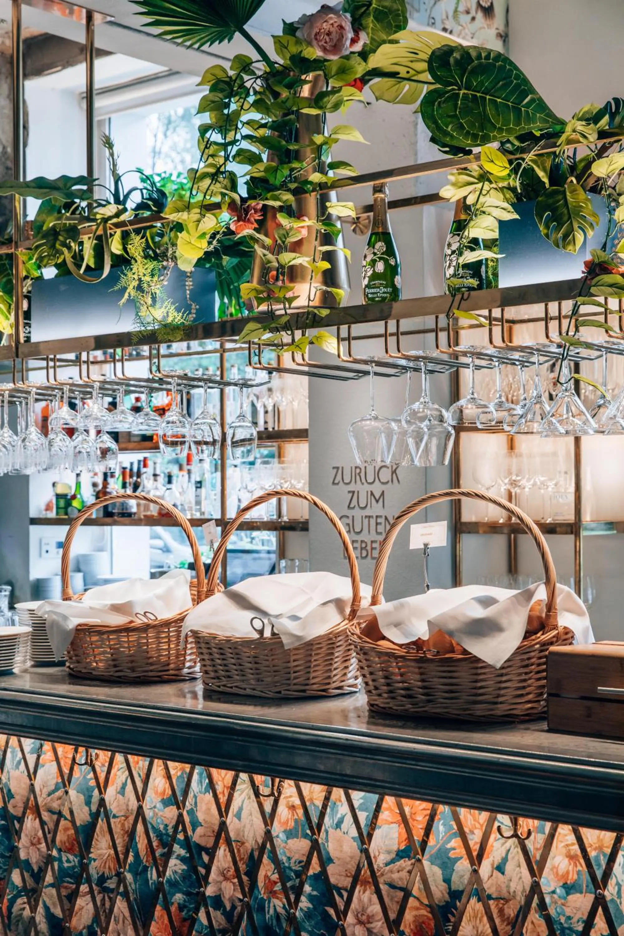 Restaurant/places to eat in Grand Hôtel Wiesler - Centre of Graz