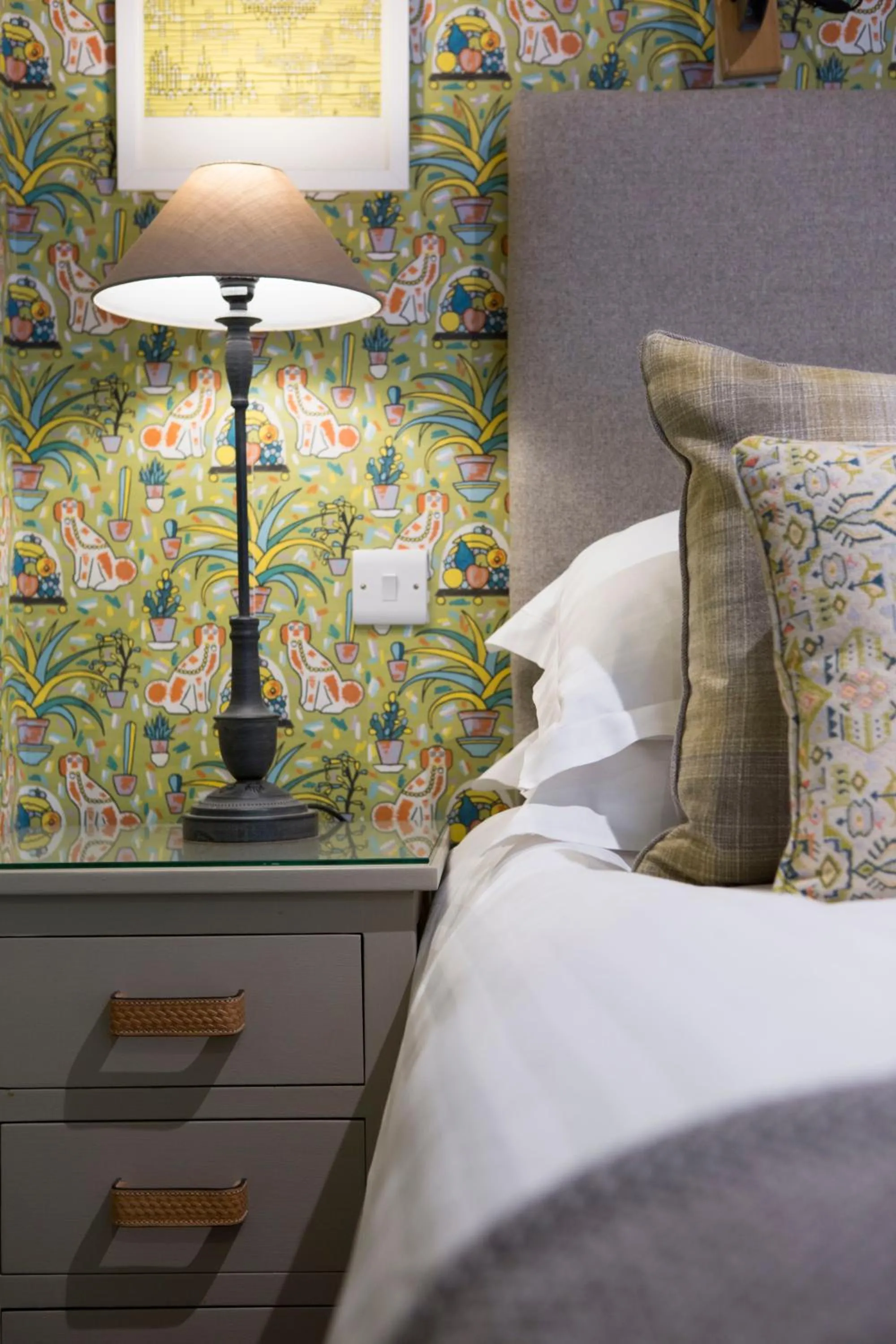 Bed in The Fountaine Inn