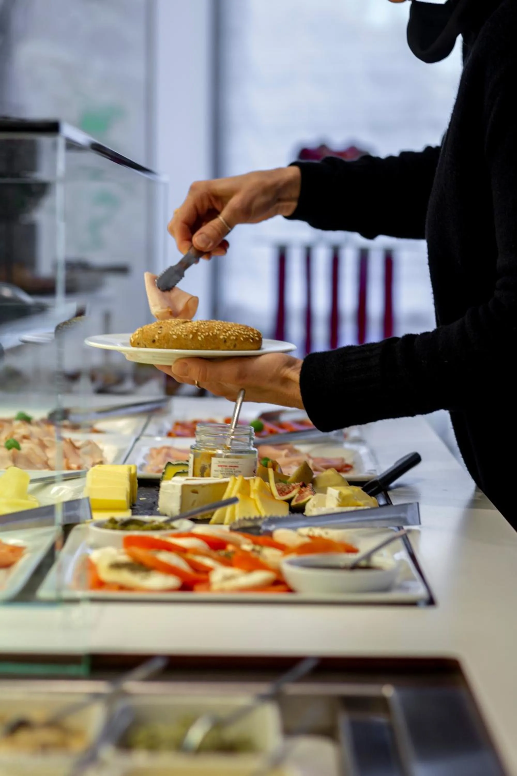 Breakfast in Augarten Art Hotel, a Member of Design Hotels