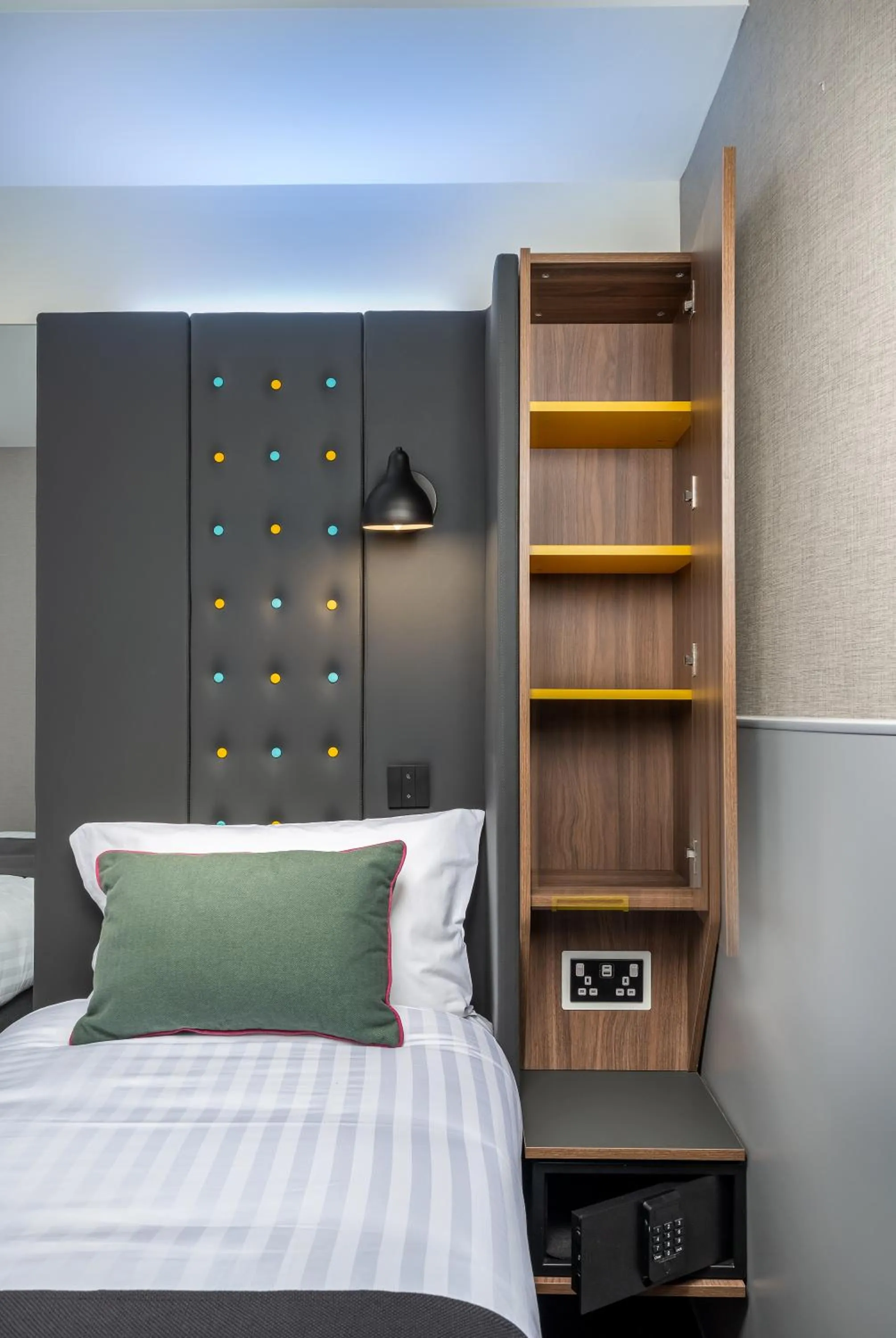 storage, Bed in Point A Hotel Dublin Parnell Street