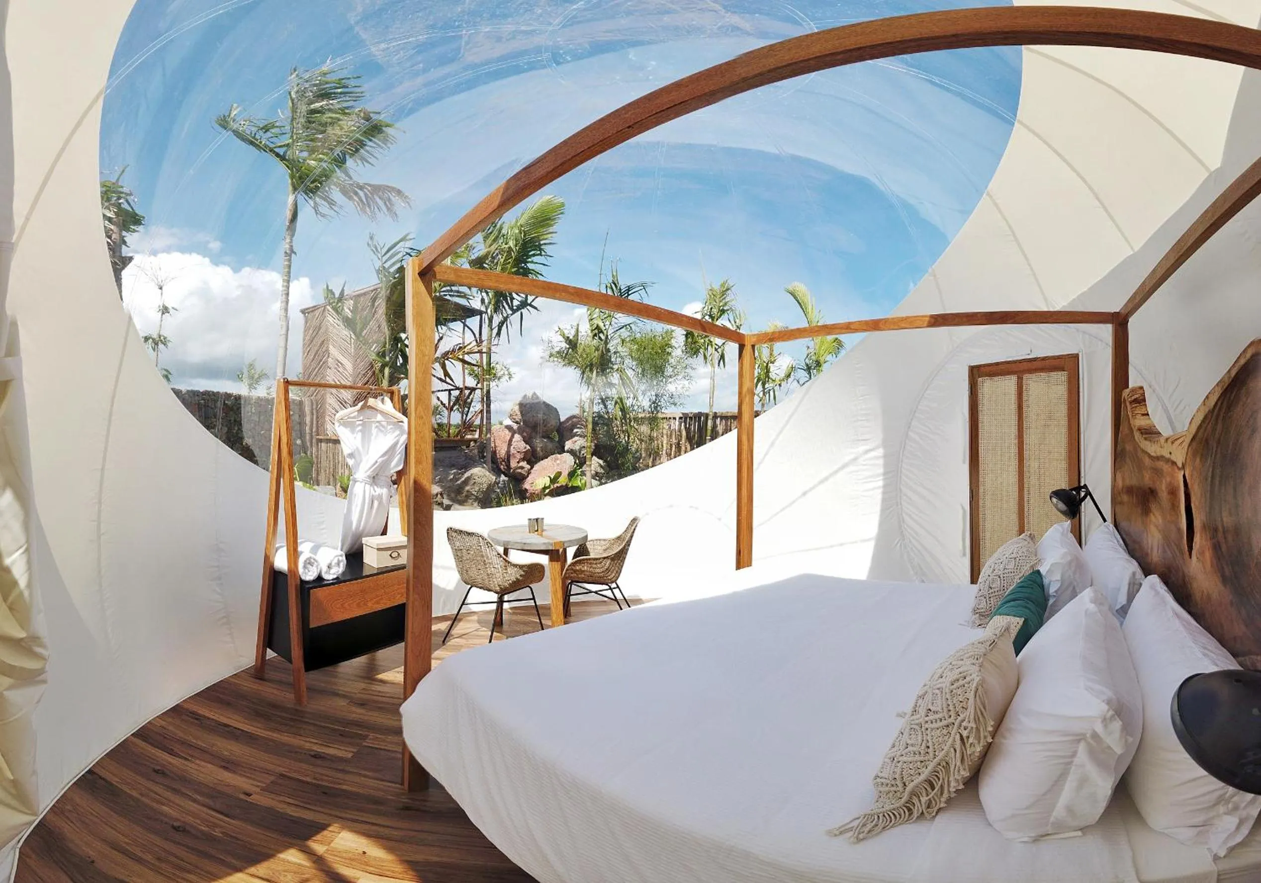 Bedroom, Bed in Green Land Bubble Glamping