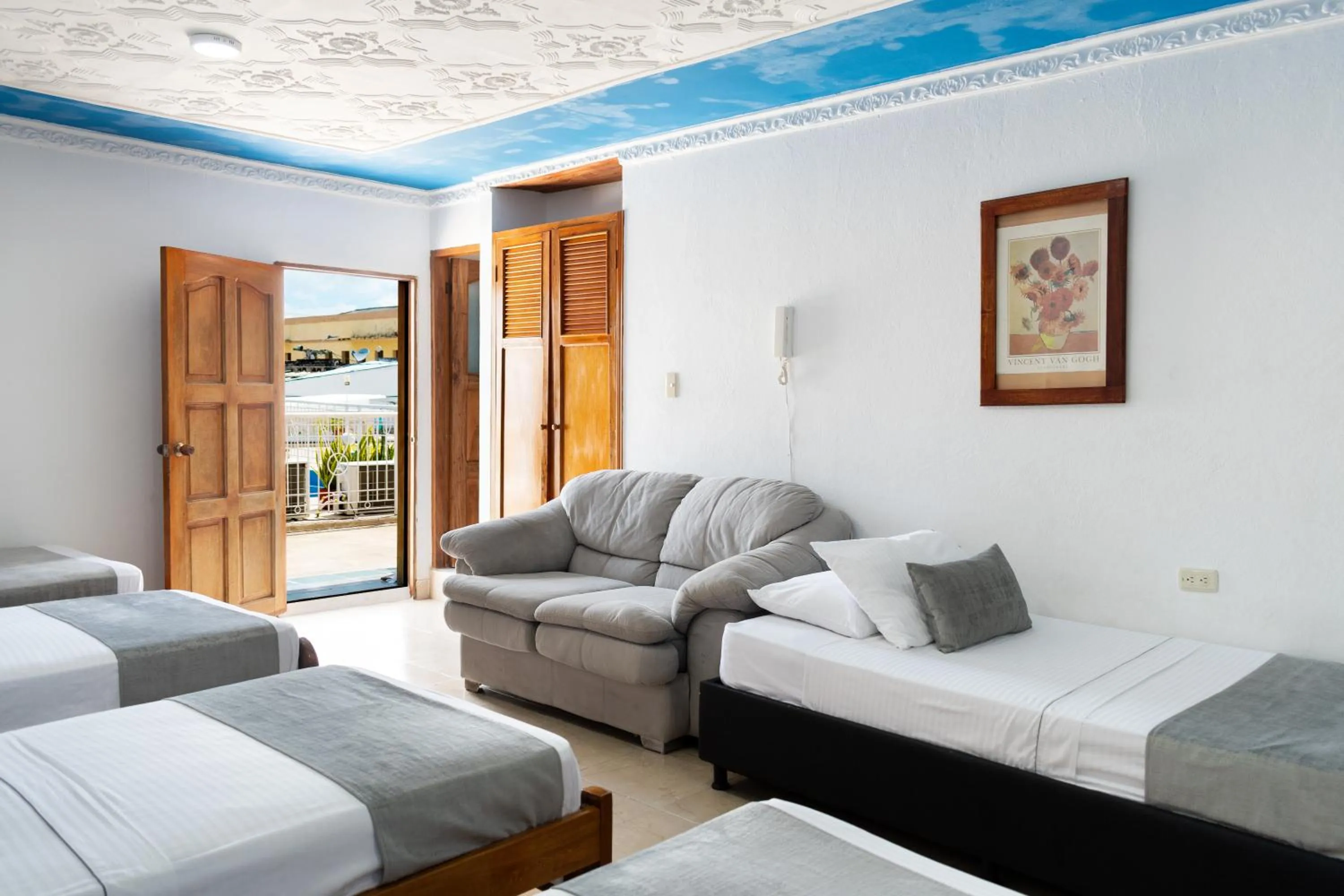 Photo of the whole room, Bed in Hotel Corozal Plaza