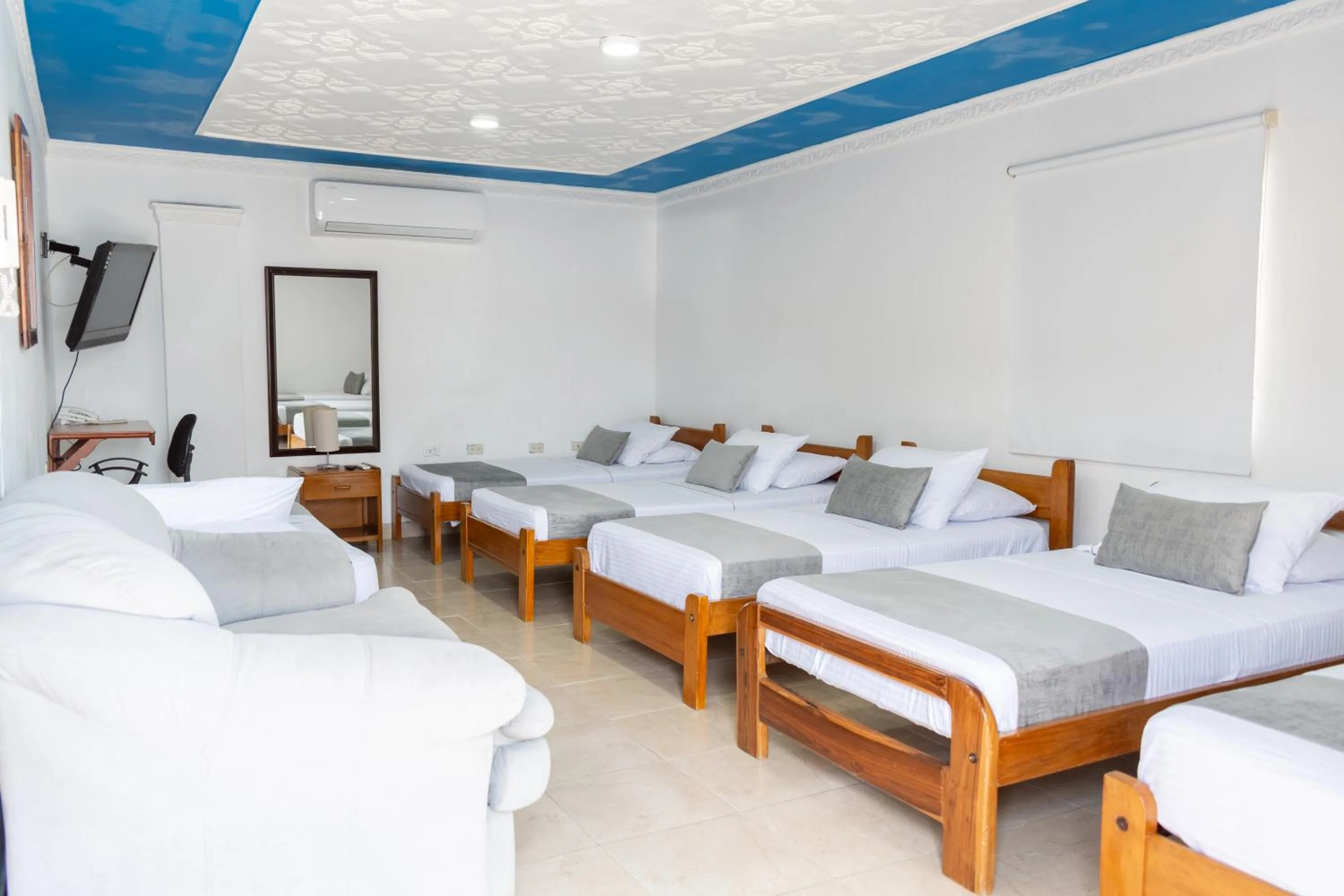 Photo of the whole room, Bed in Hotel Corozal Plaza