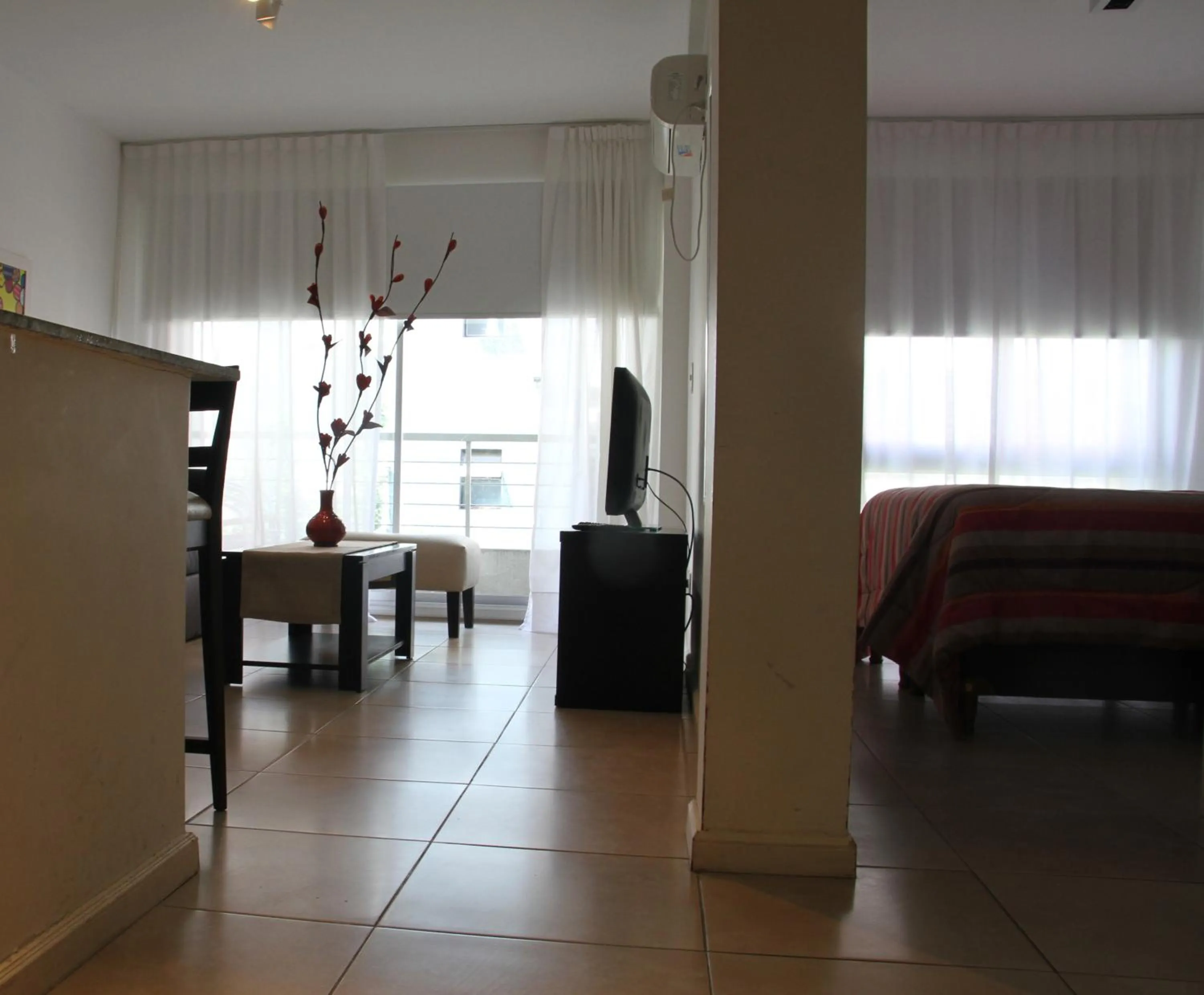 Photo of the whole room, Bed in Arenales Suites