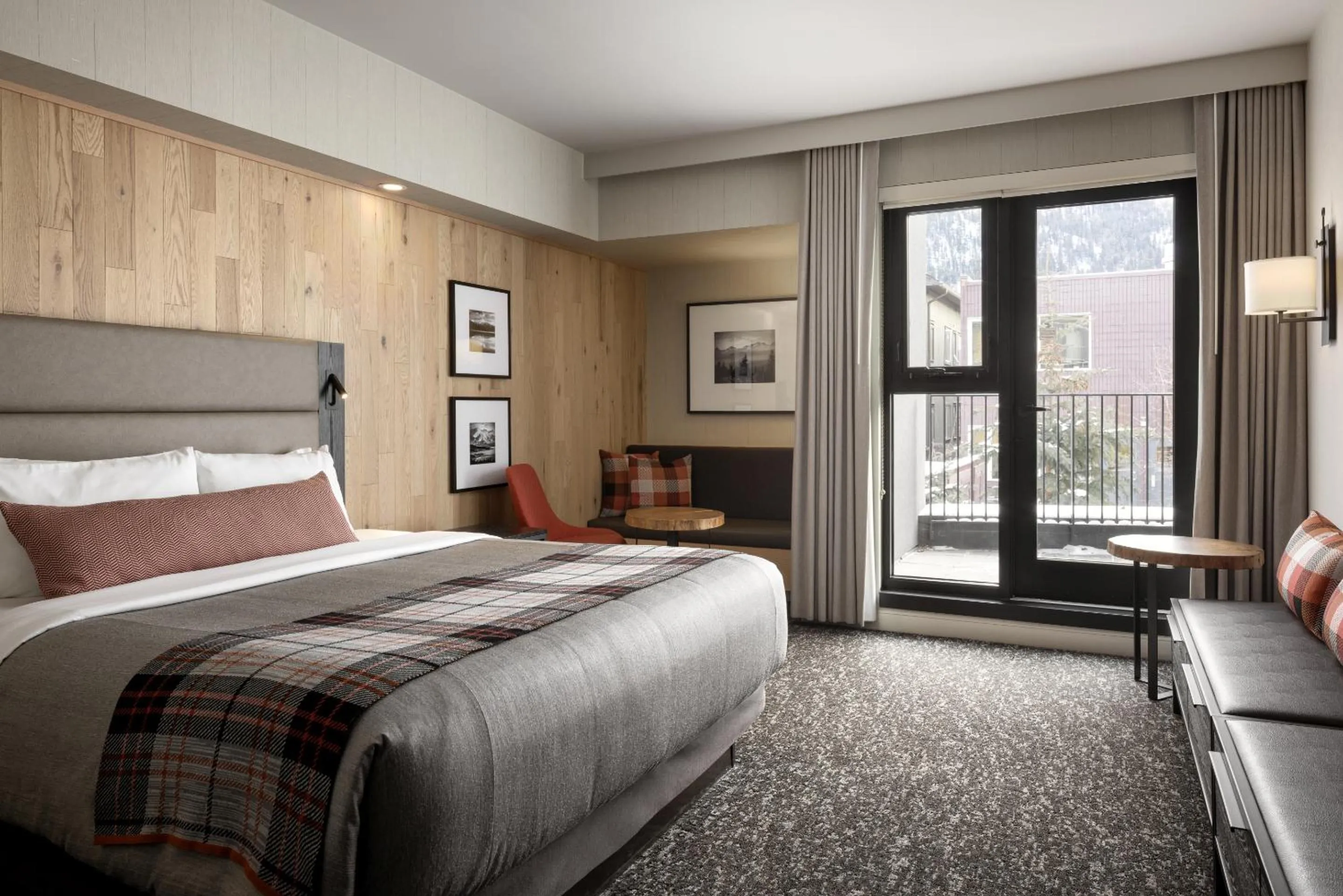 Bed in Peaks Hotel and Suites