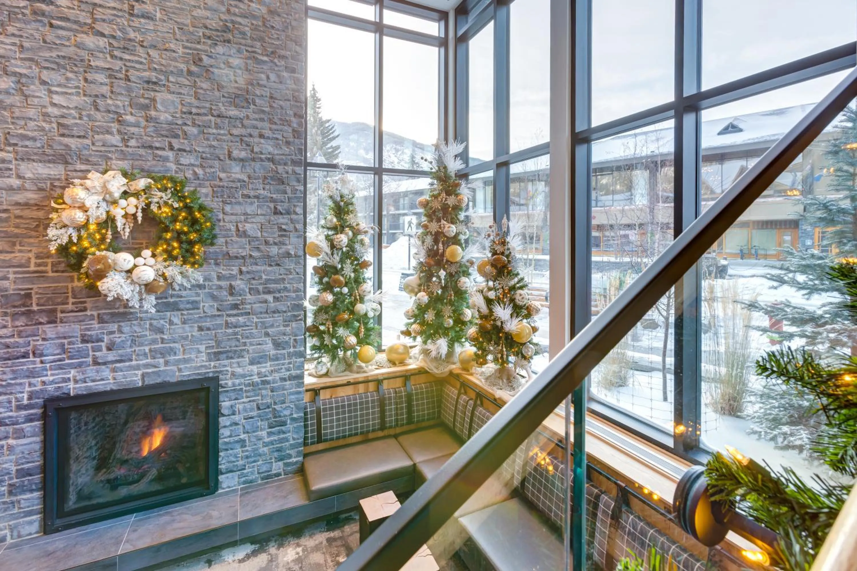 Peaks Hotel and Suites