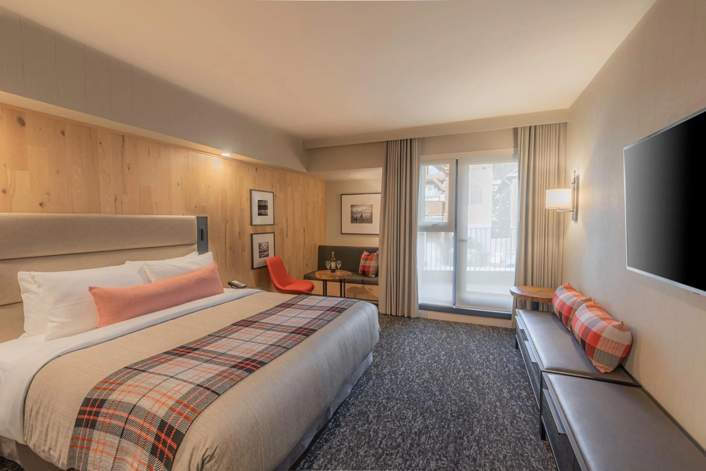 Bed in Peaks Hotel and Suites