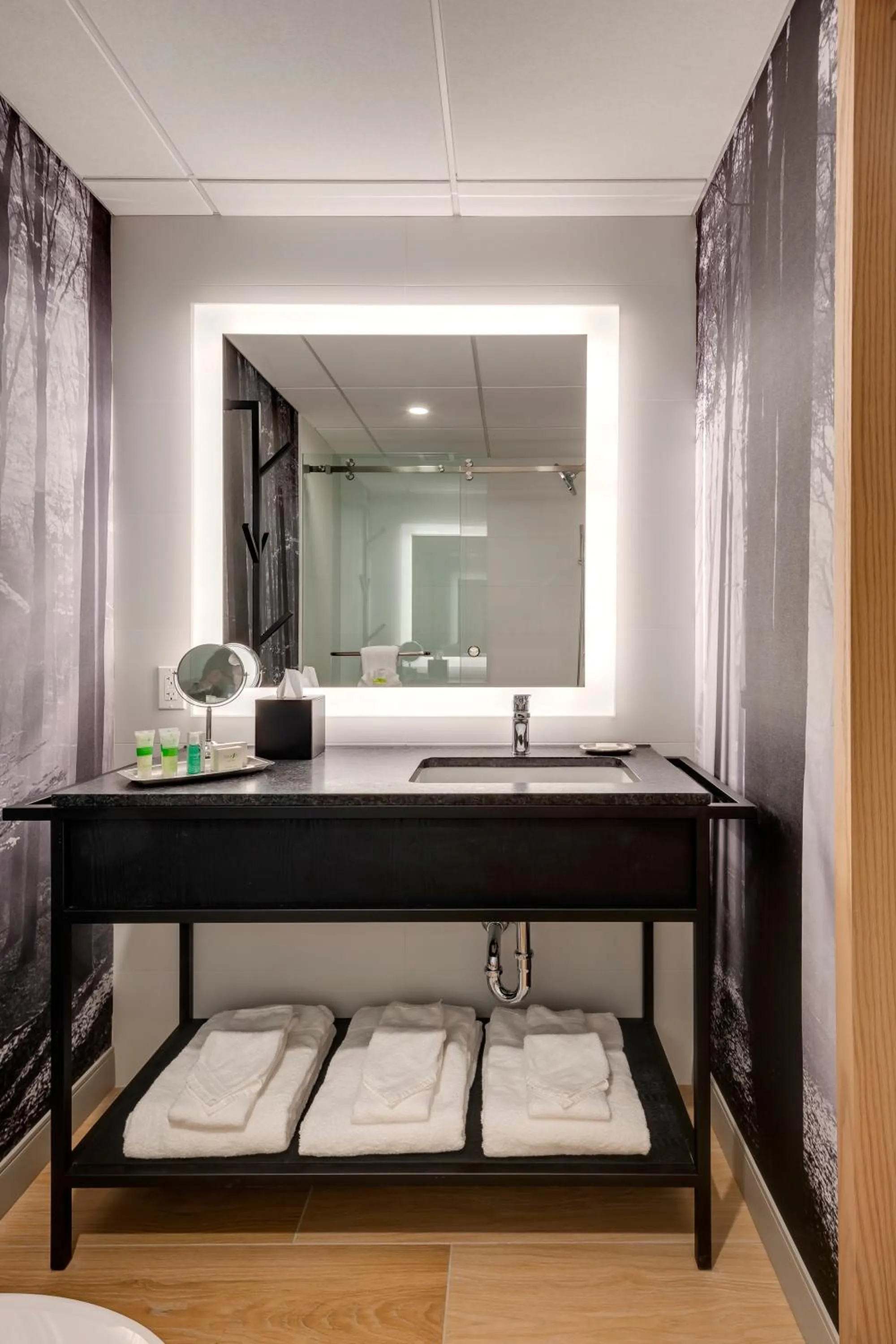 Bed in Peaks Hotel and Suites