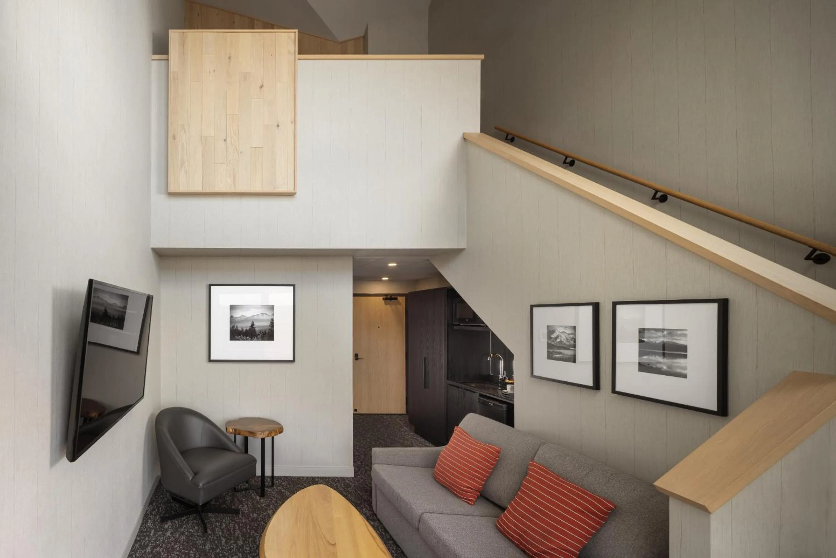 Living room in Peaks Hotel and Suites