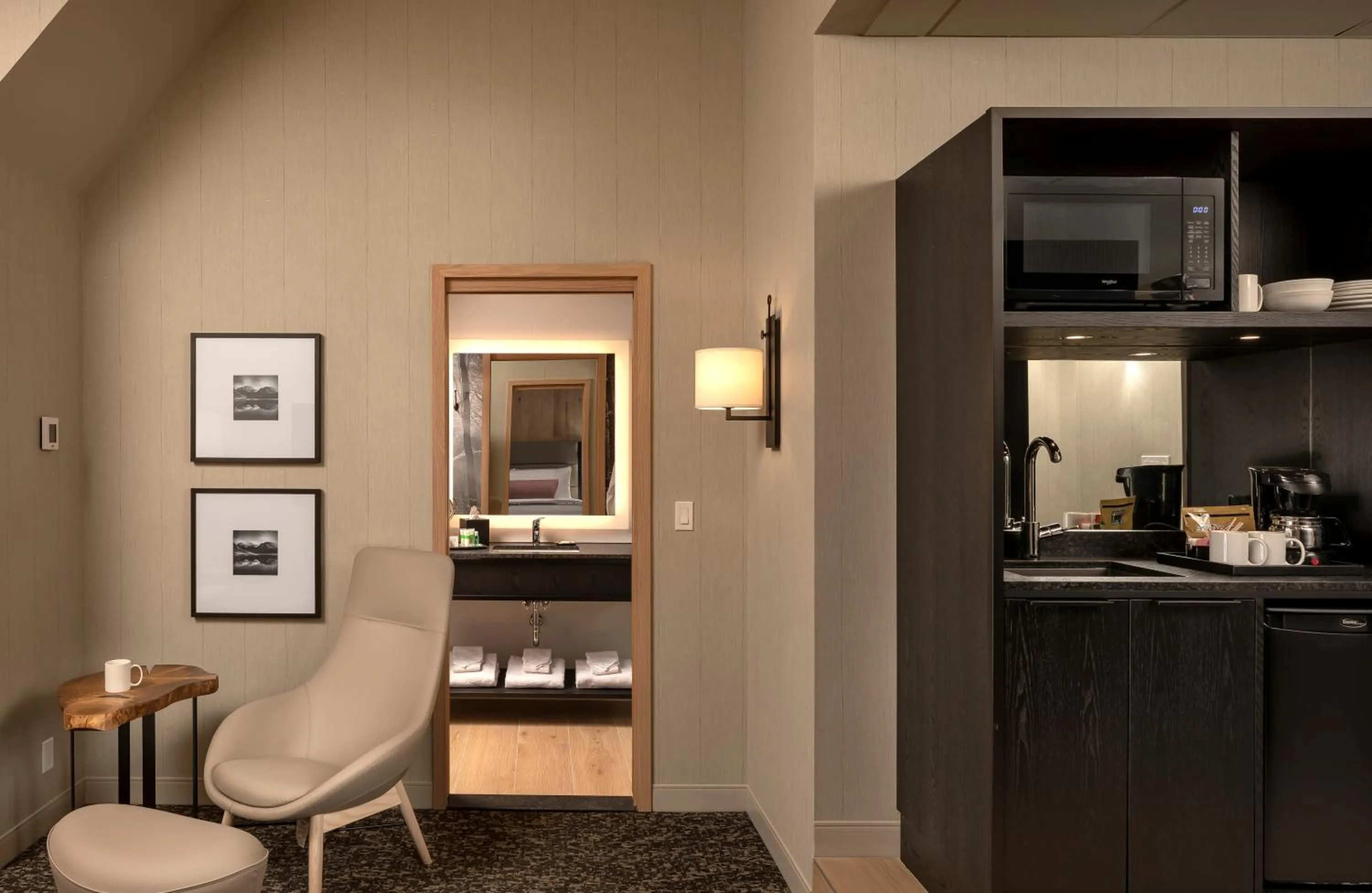 Peaks Hotel and Suites