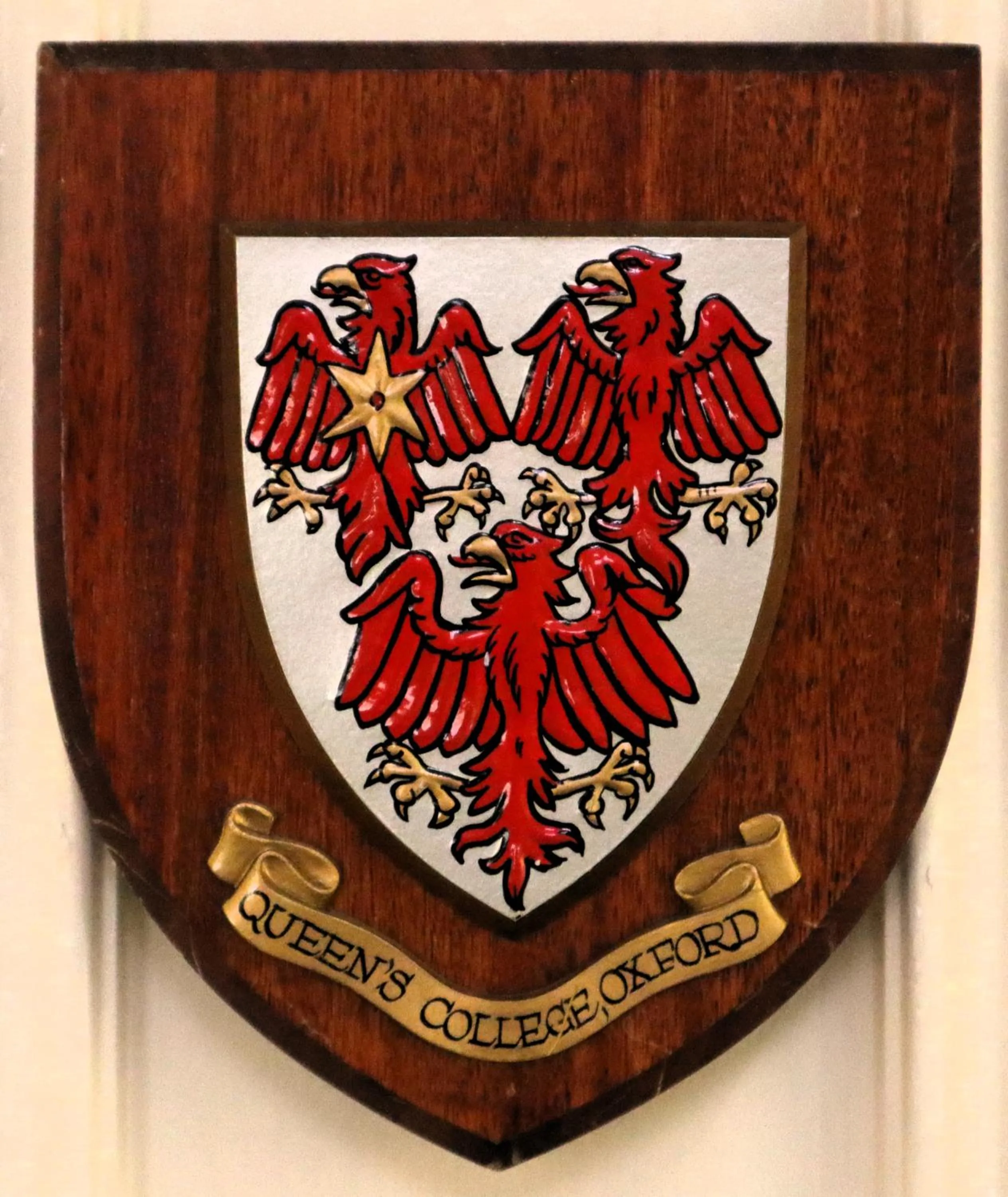 Logo/Certificate/Sign in St Margaret's Hotel