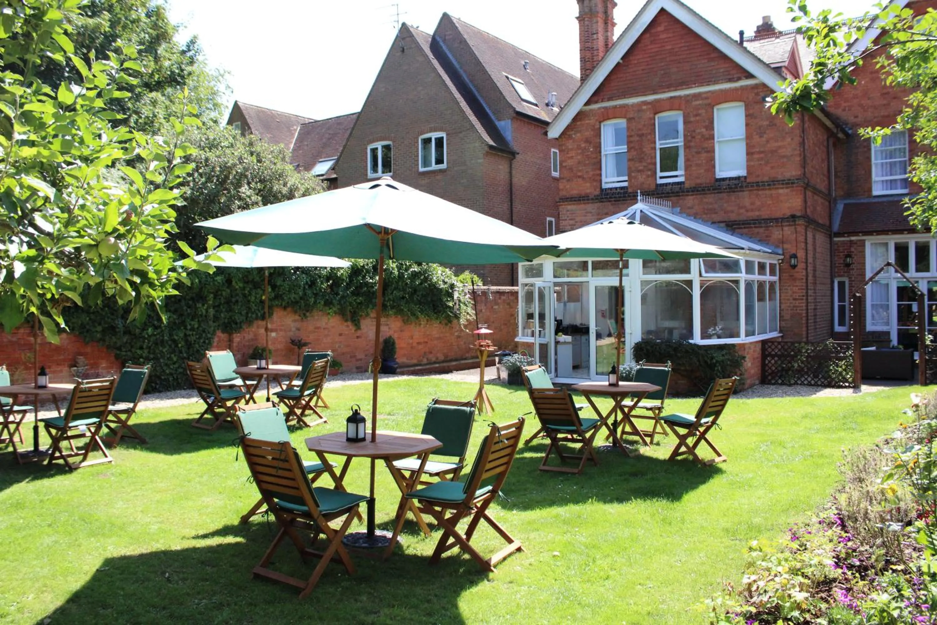 Garden in St Margaret's Hotel
