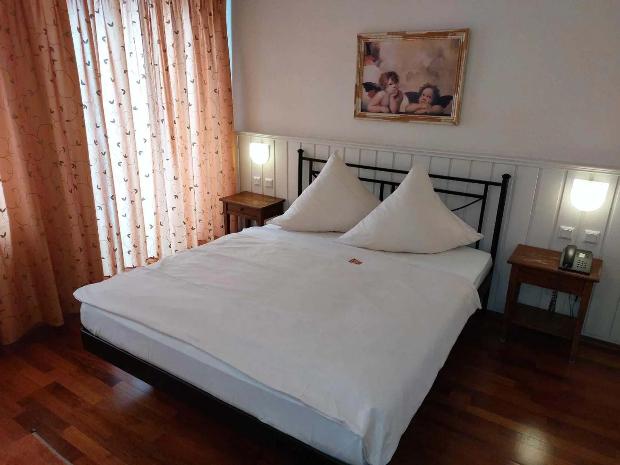 Bedroom, Bed in Hotel Goldener Stern