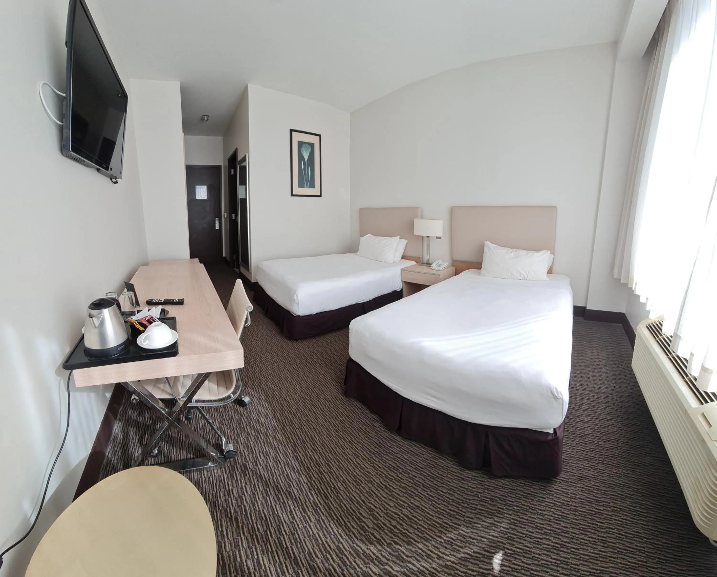 Photo of the whole room, Bed in Spark Hoteles