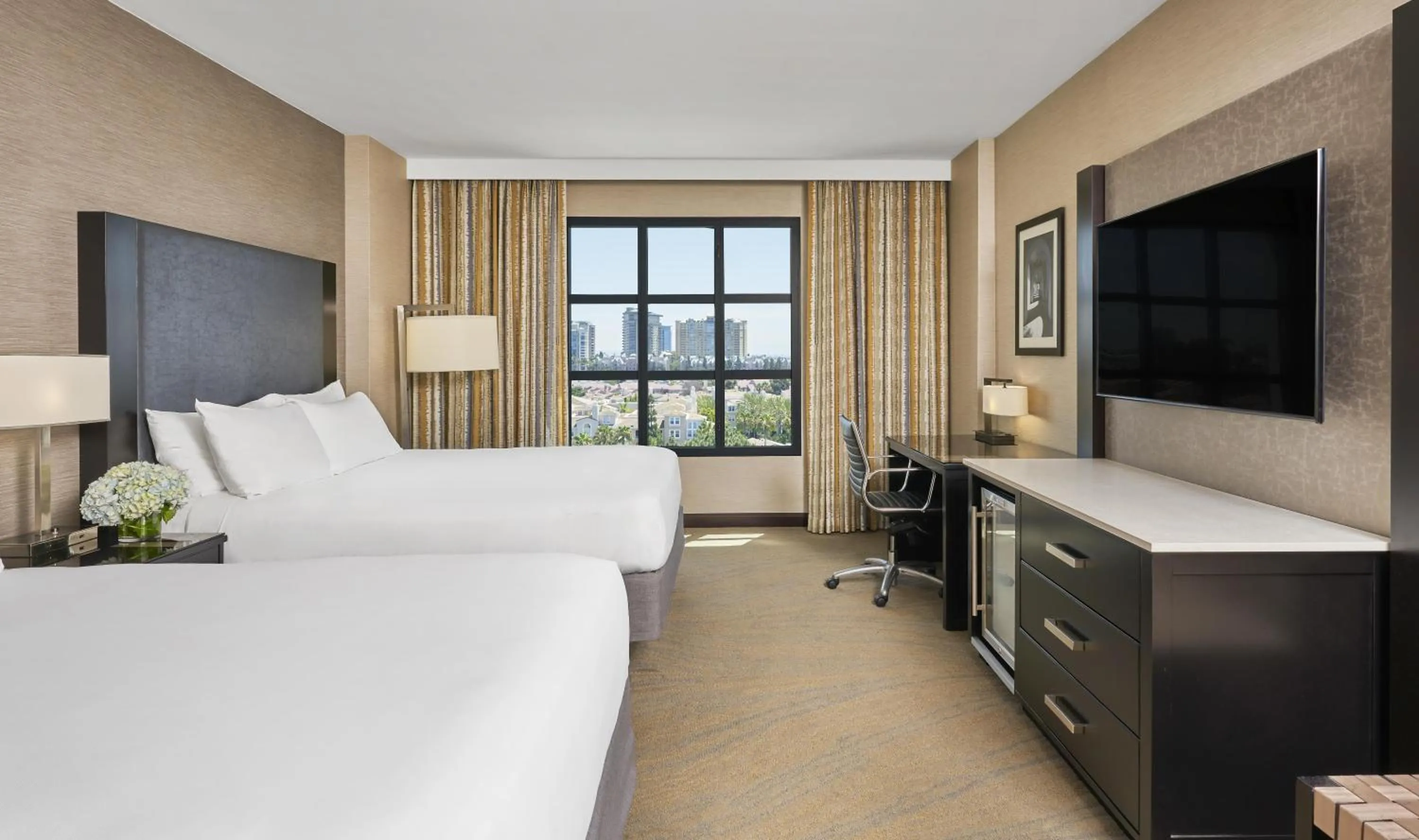 Bedroom, Bed in Hyatt Regency La Jolla at Aventine